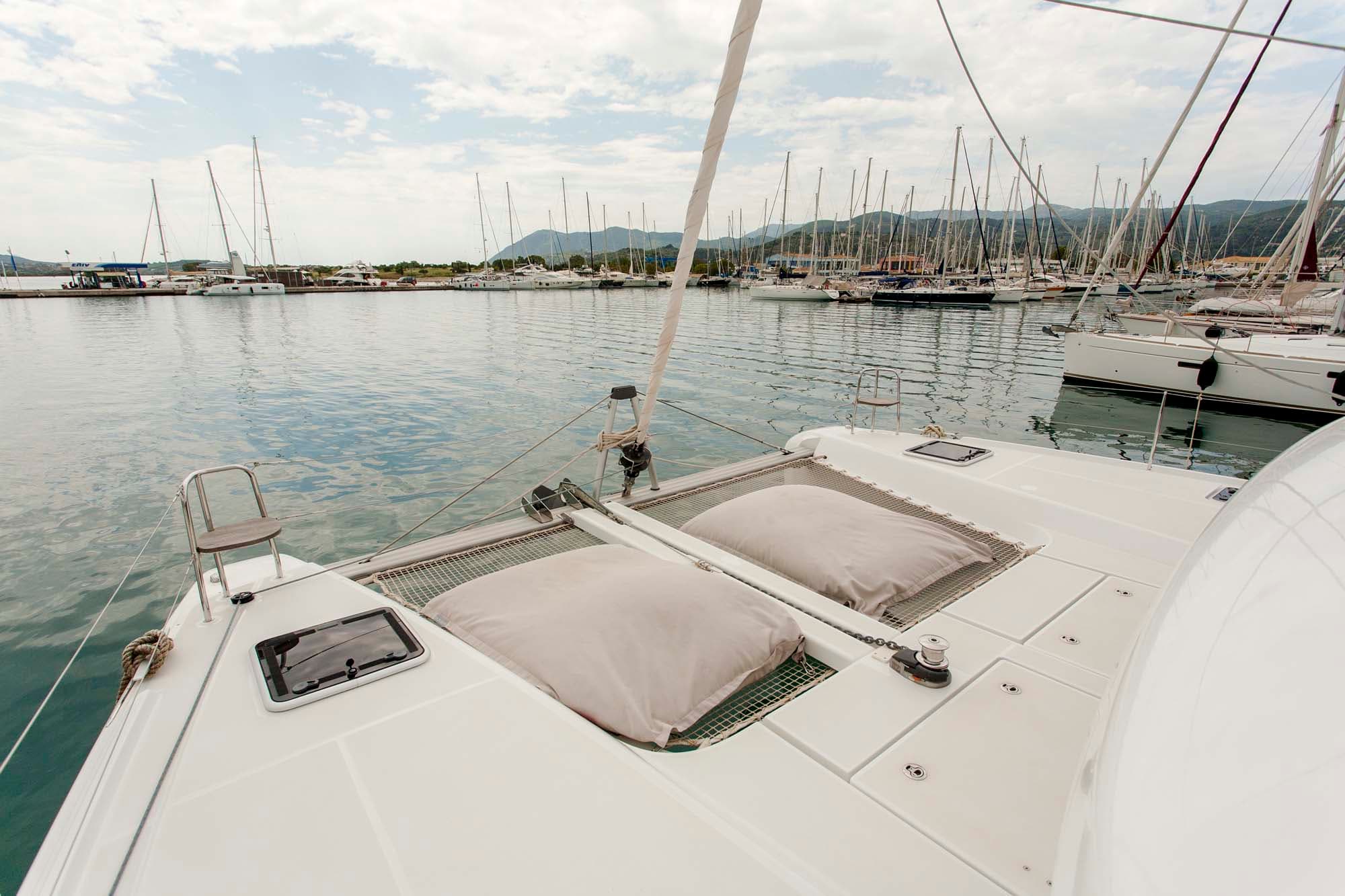 Lagoon 42 - photo 12