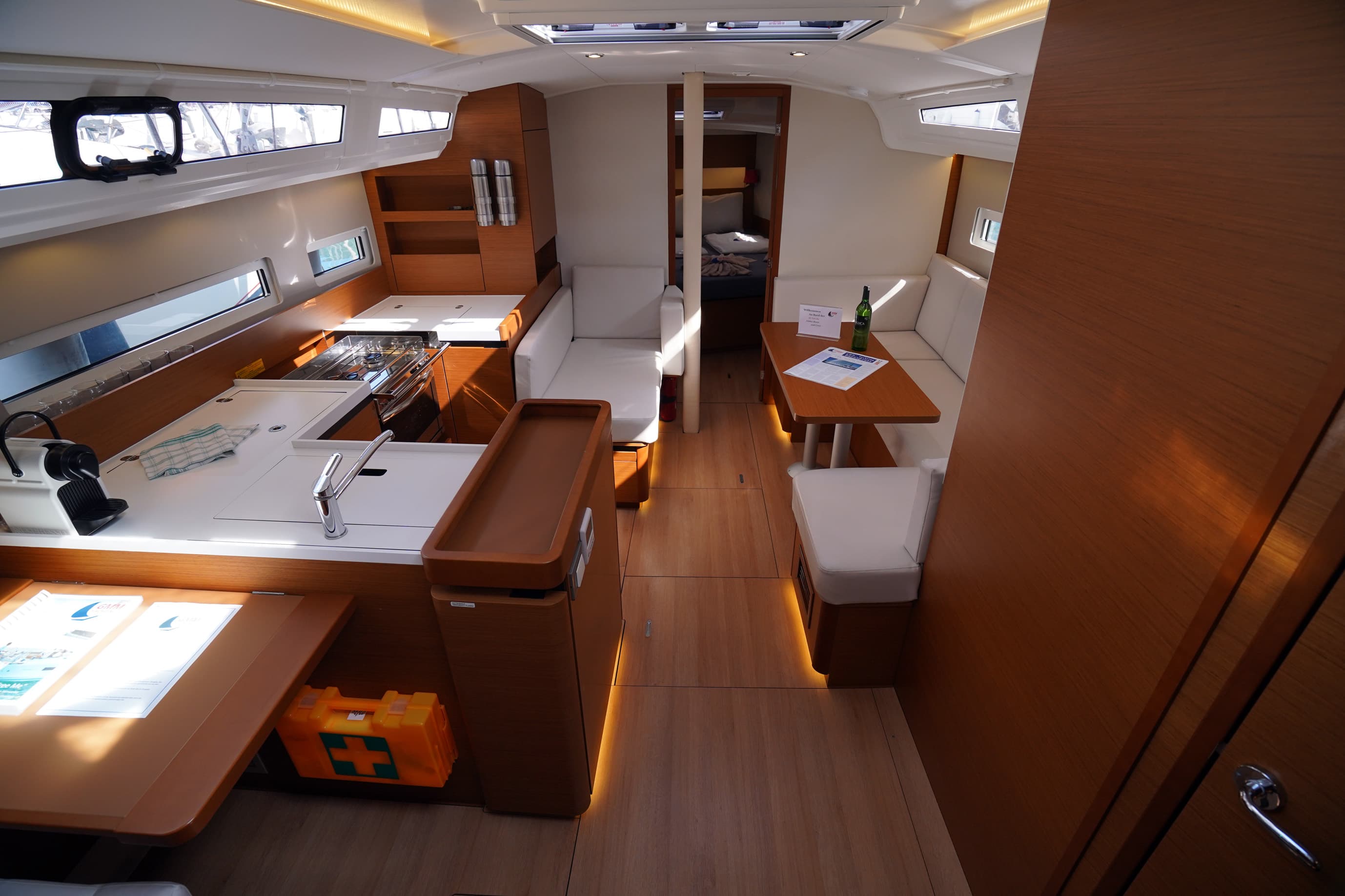 Sun Odyssey 410 - photo 9