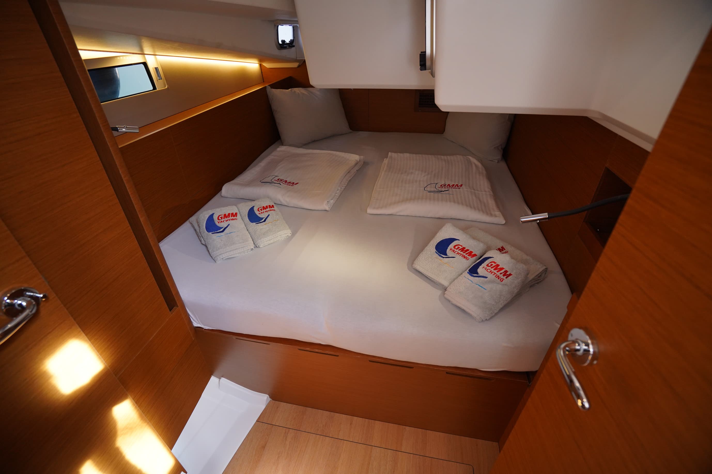 Sun Odyssey 490 - photo 4