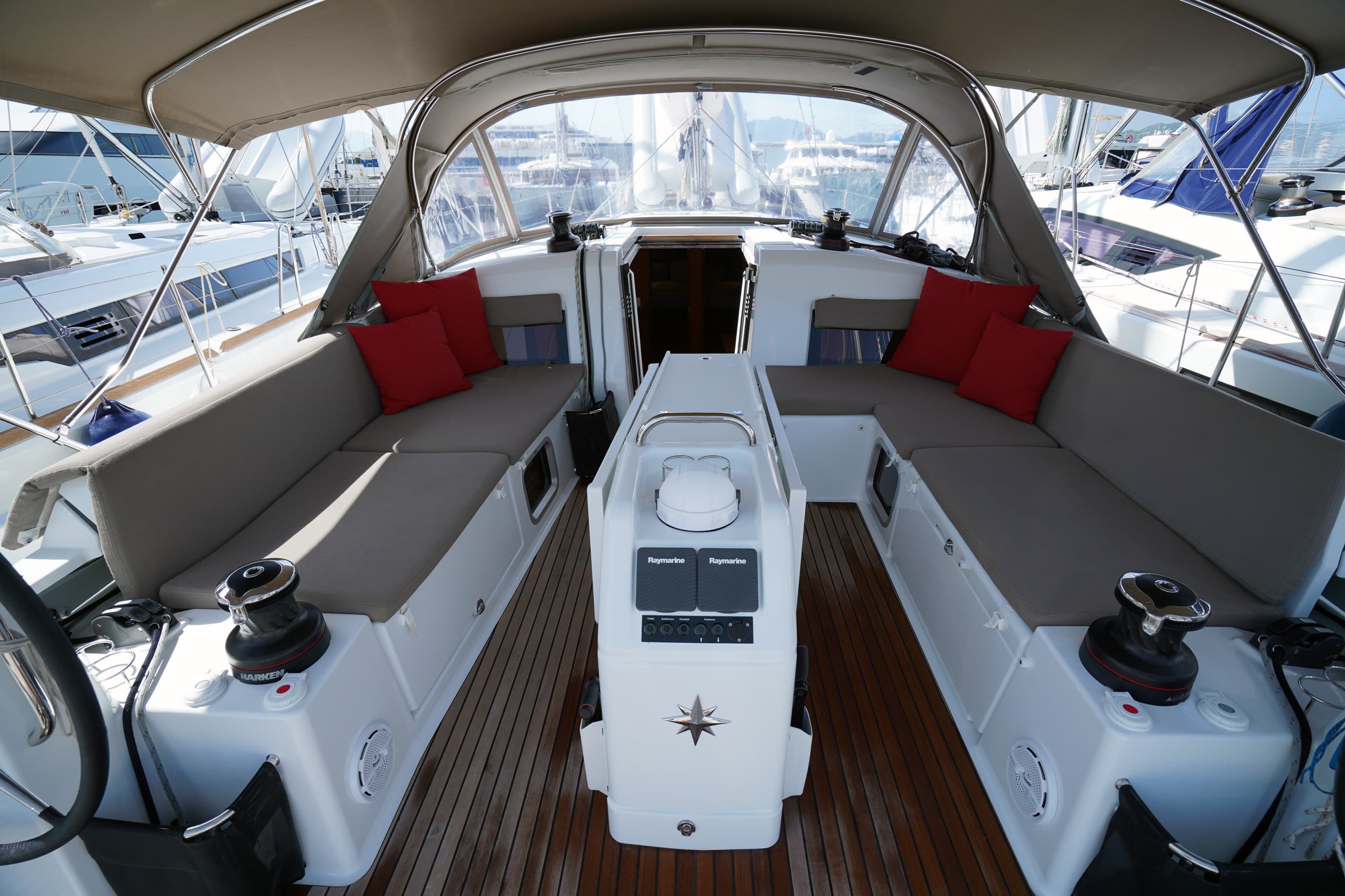 Sun Odyssey 490 - photo 25