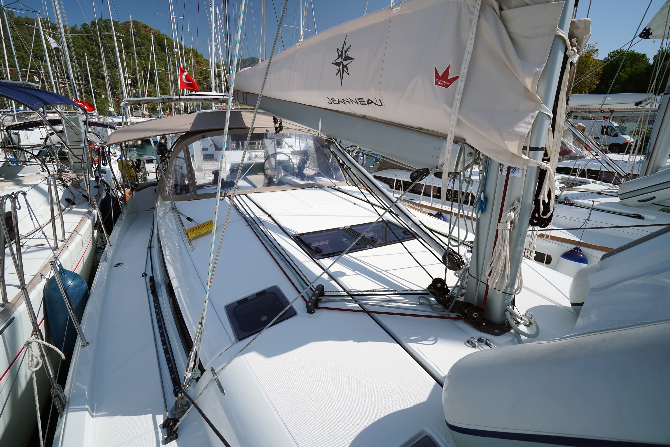 Sun Odyssey 490 - photo 21