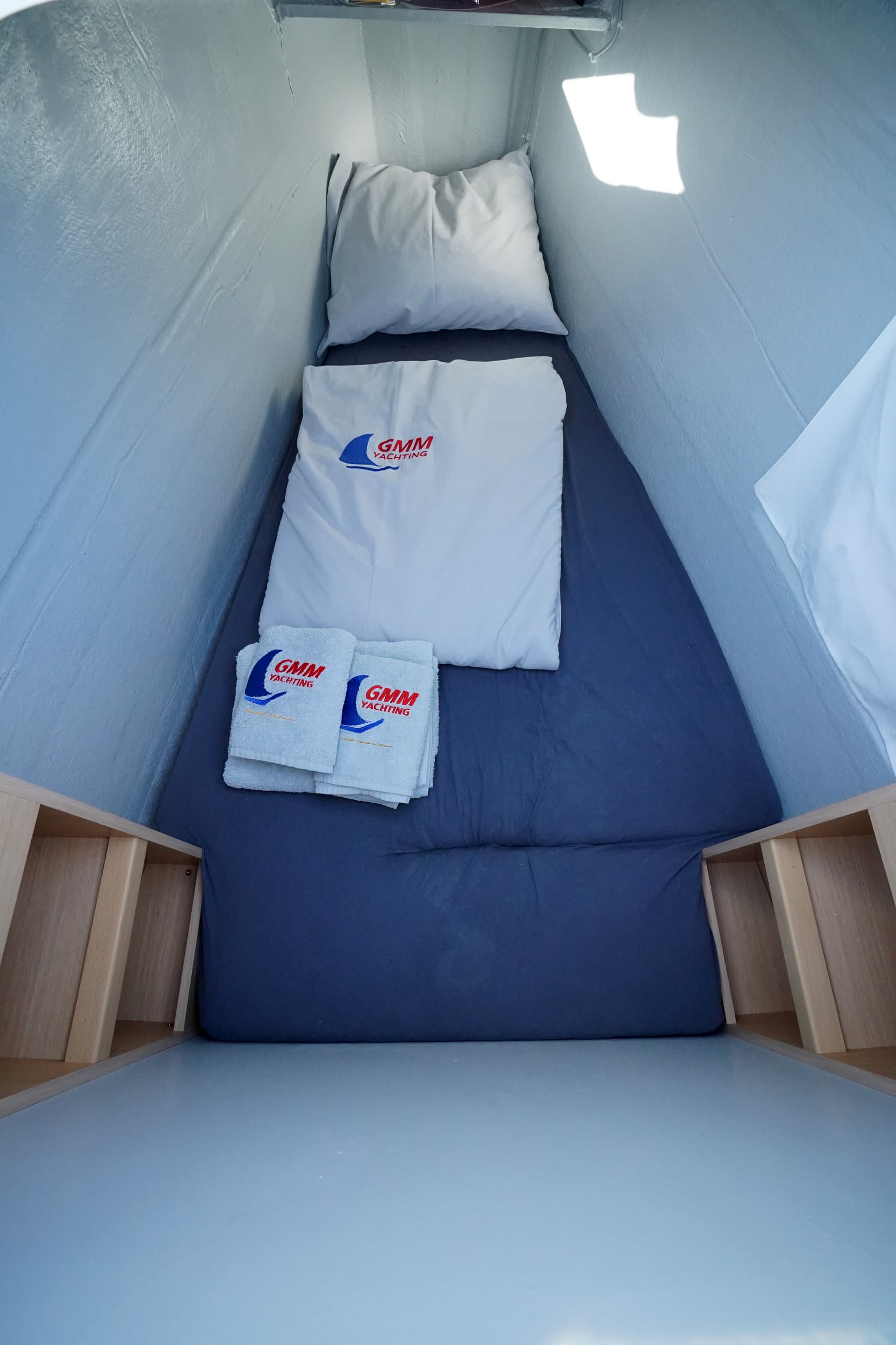 Lagoon 450 Fly - photo 25