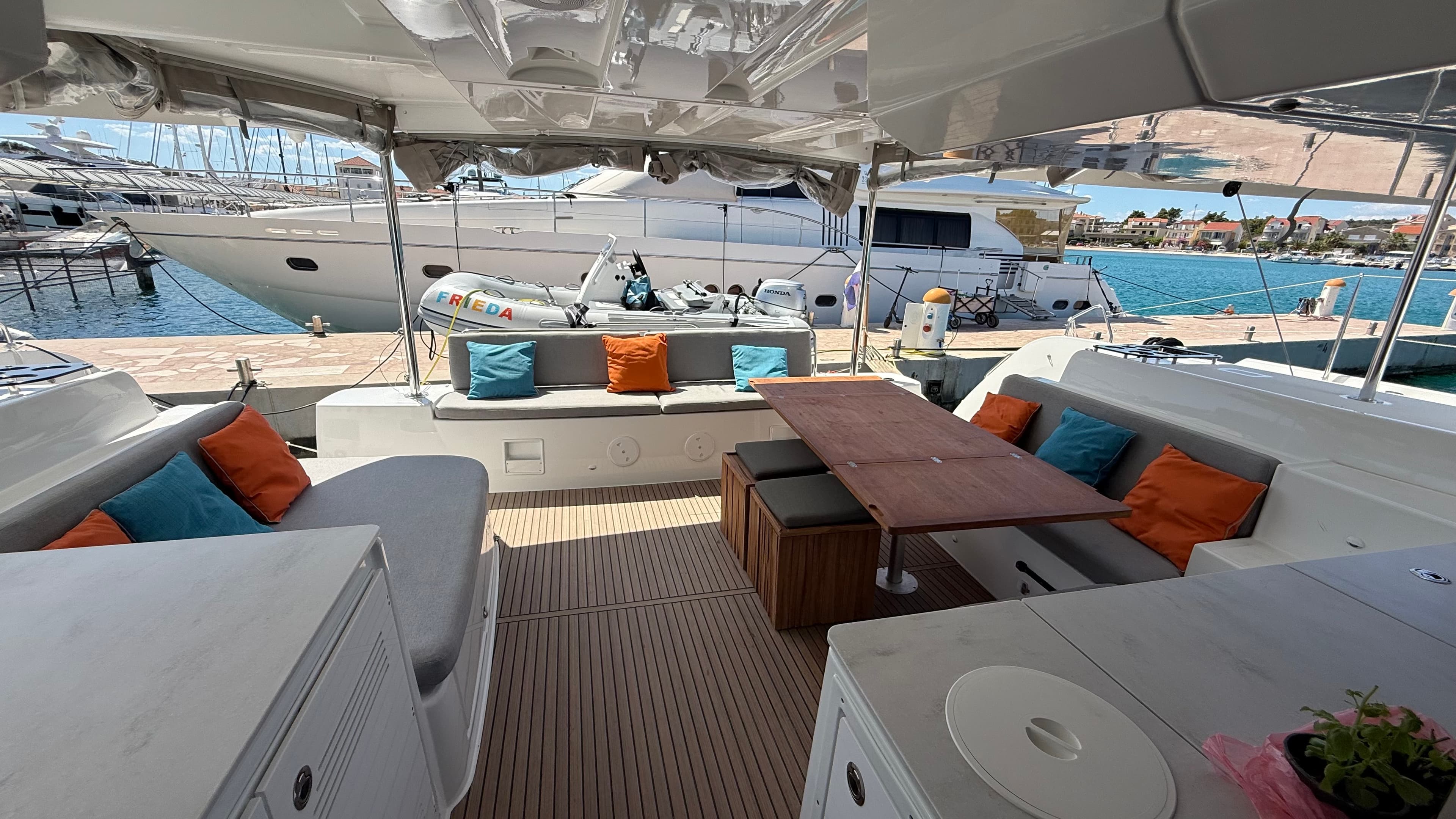 Lagoon 46  - photo 15