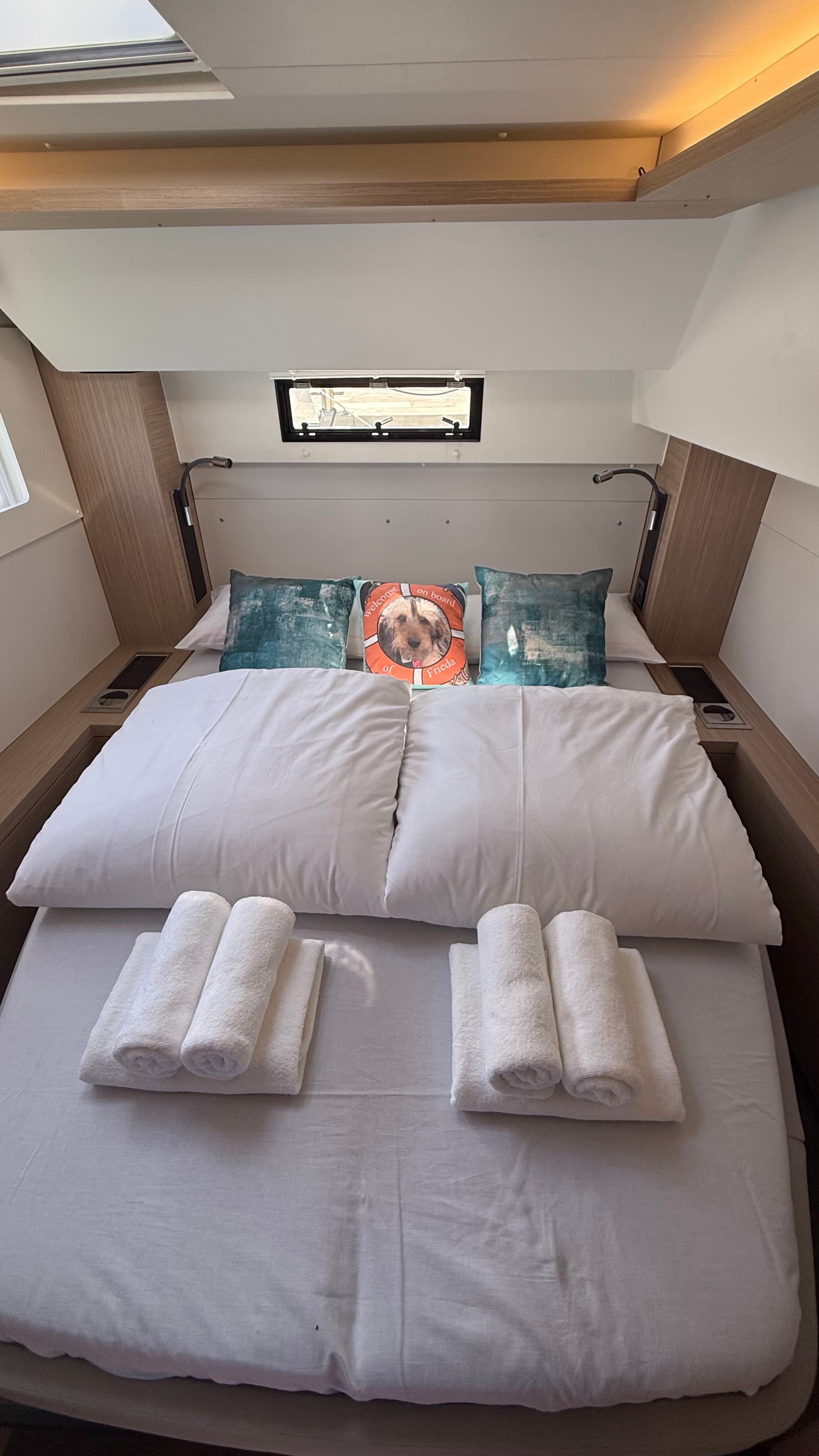 Lagoon 46  - photo 5