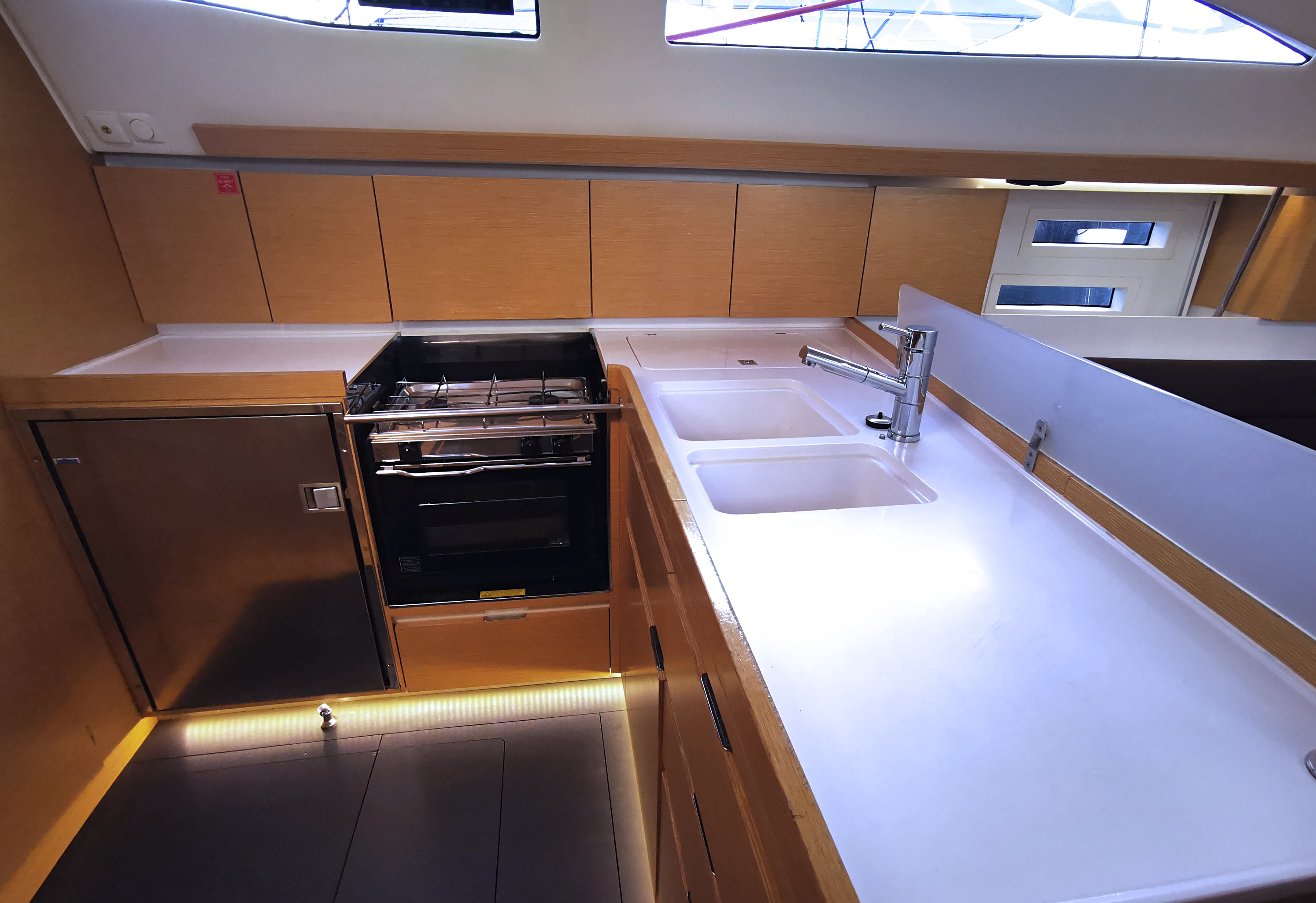 Elan Impression 45 - photo 7