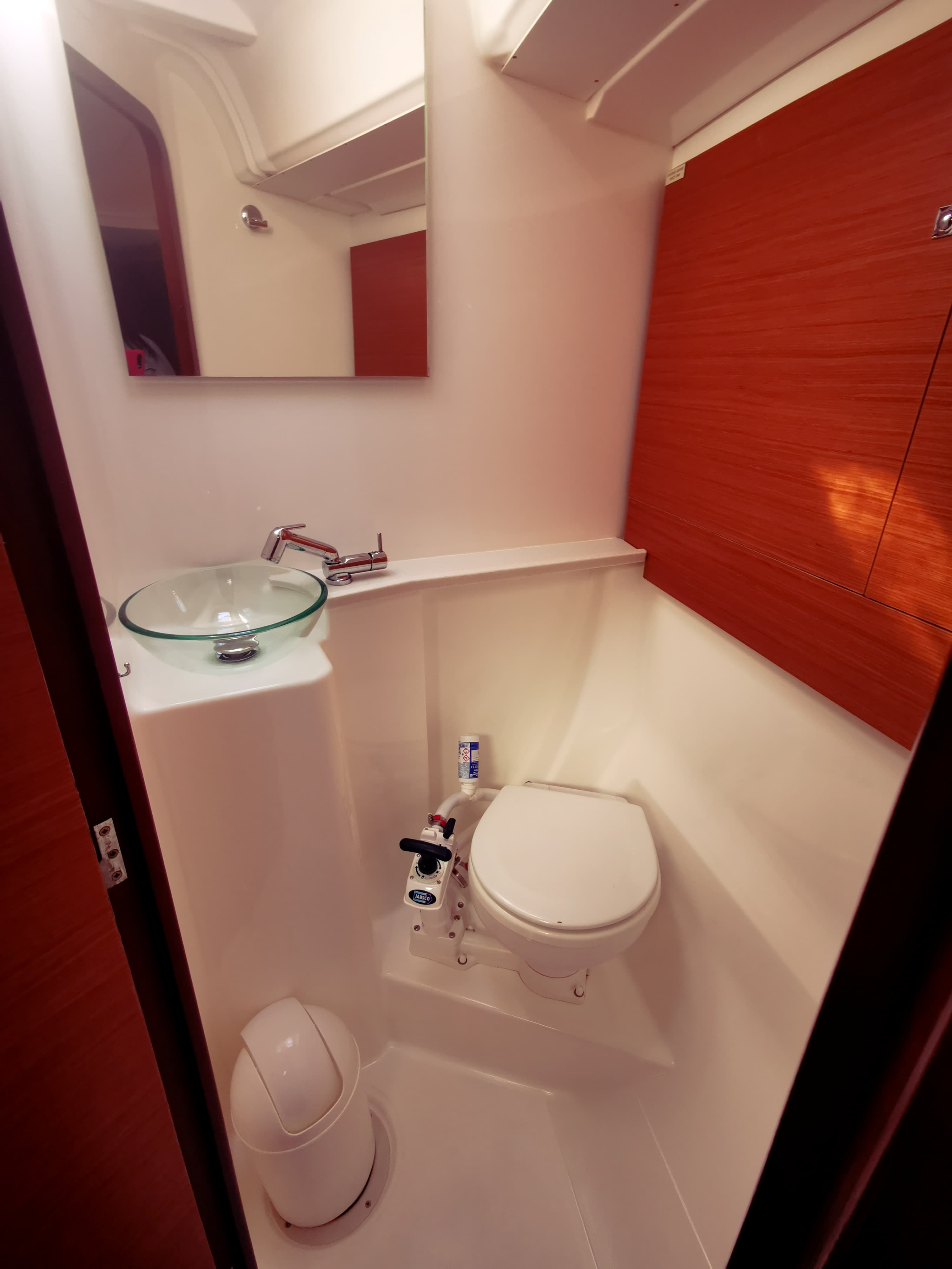 Dufour 460 - photo 20