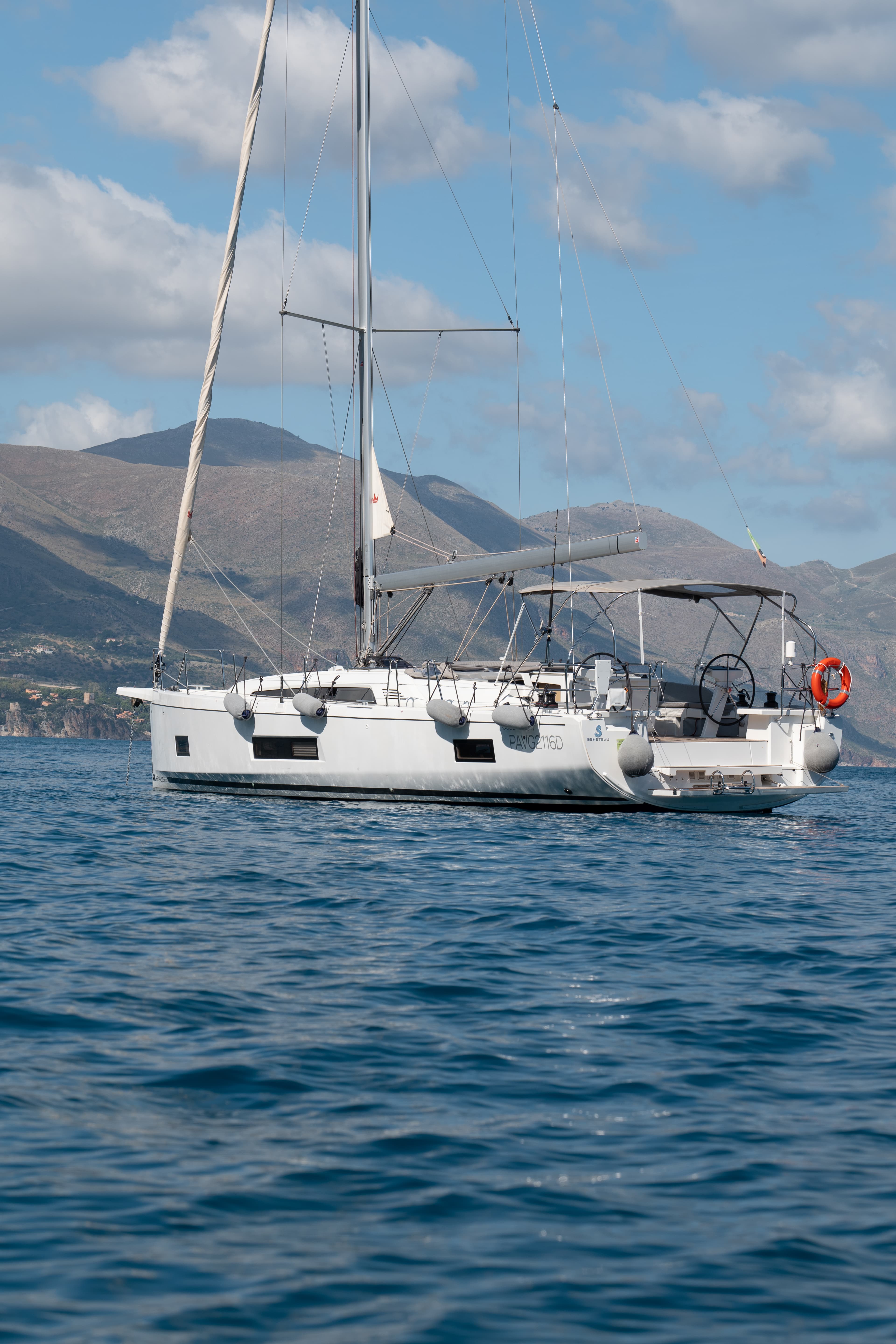Oceanis 46.1 - photo 8