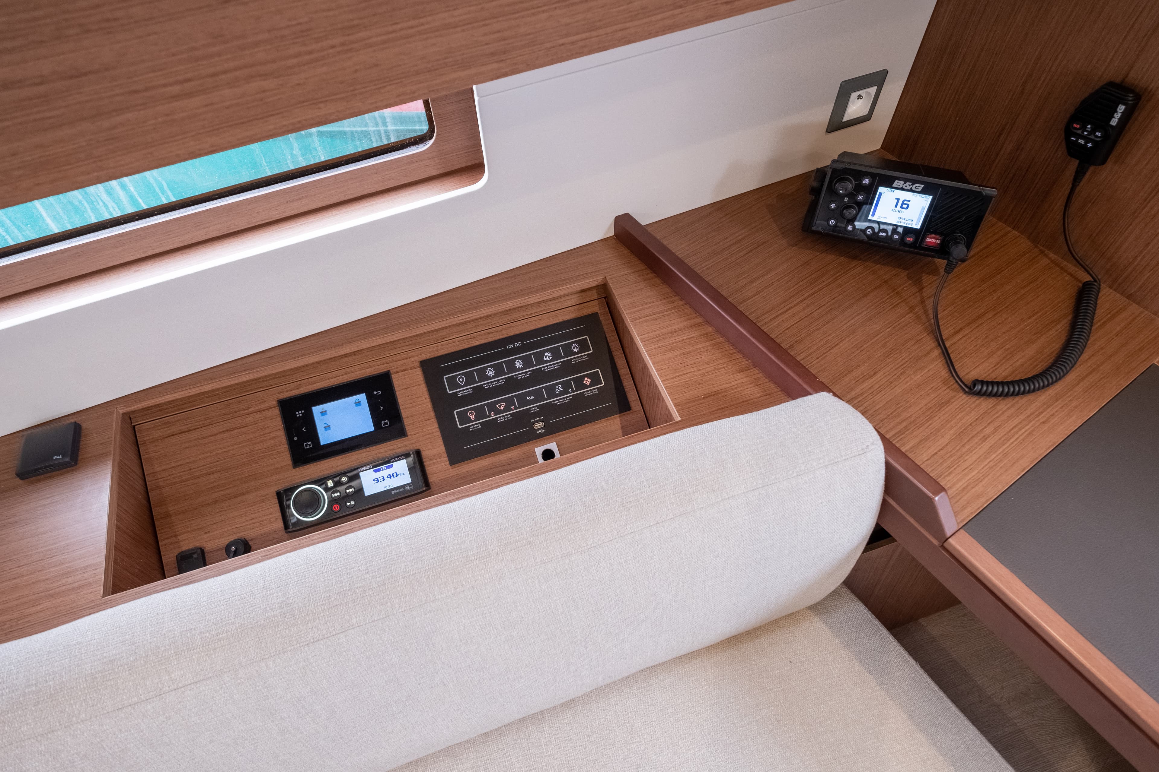 Oceanis 46.1 - photo 6