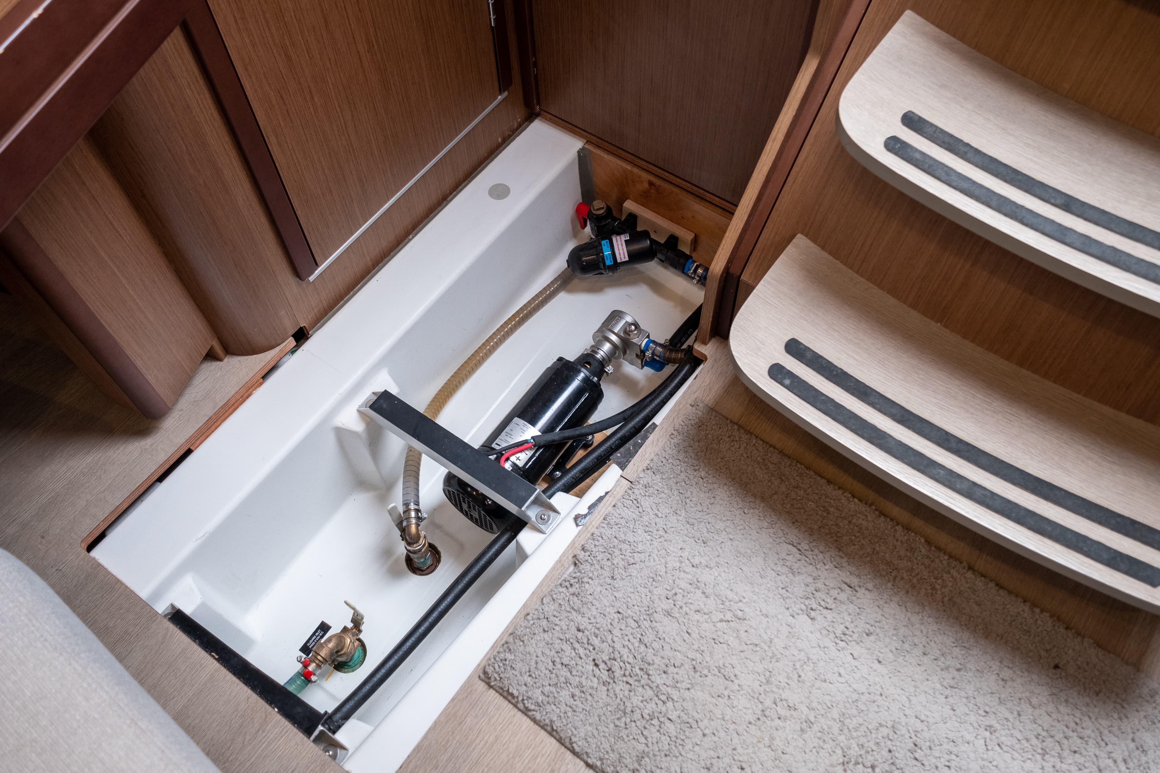 Oceanis 46.1 - photo 11