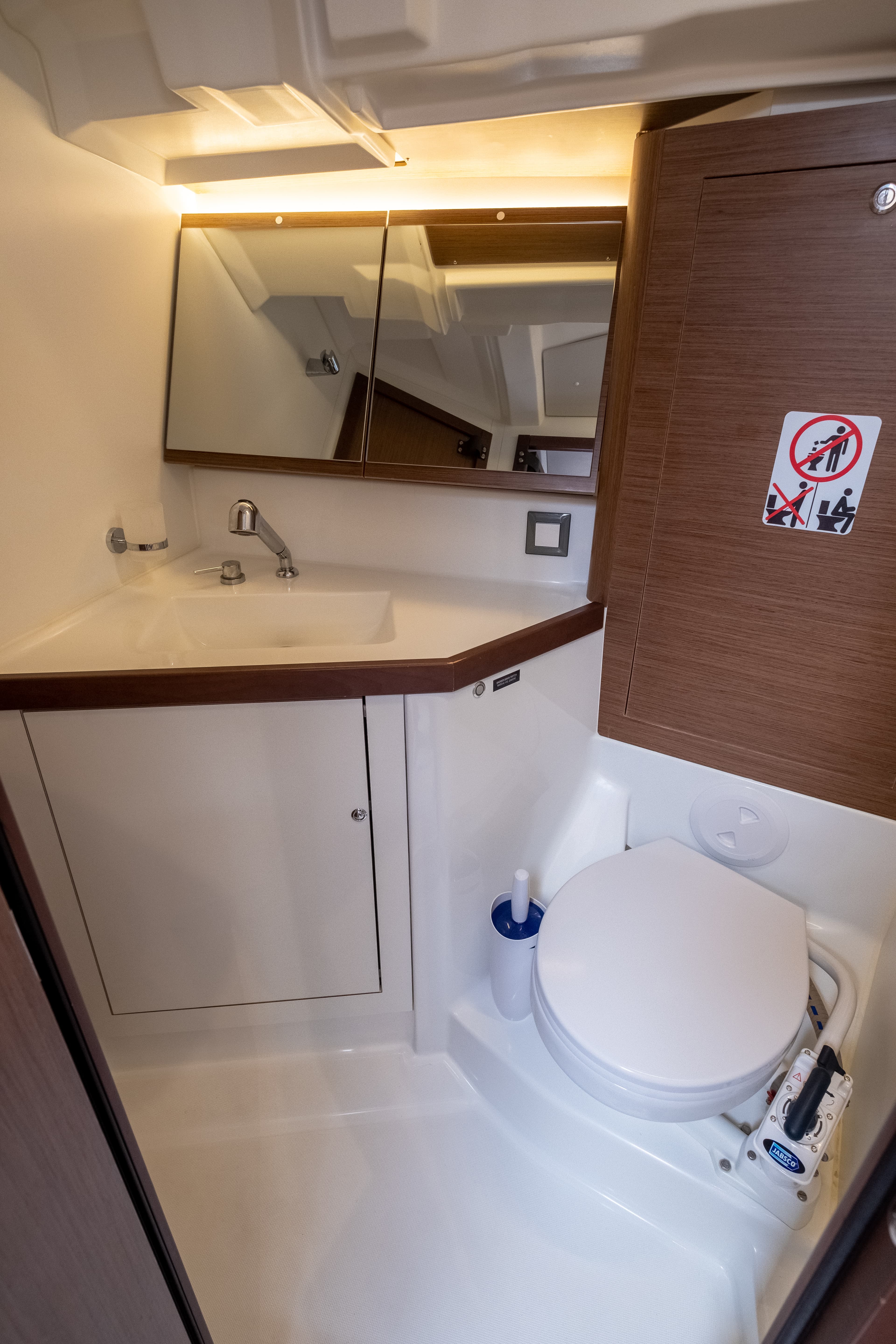 Oceanis 46.1 - photo 7