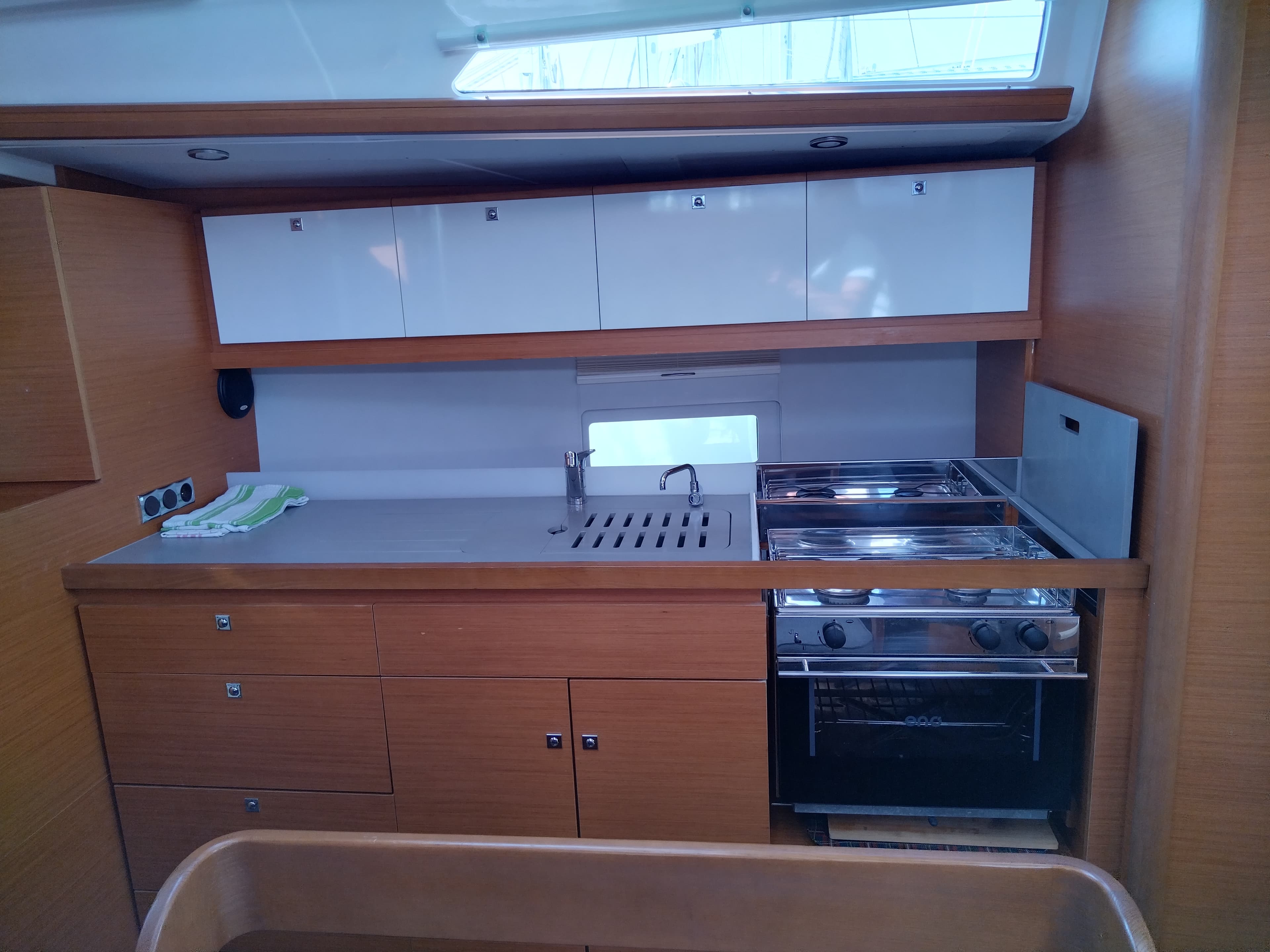 Dufour 430 - photo 20