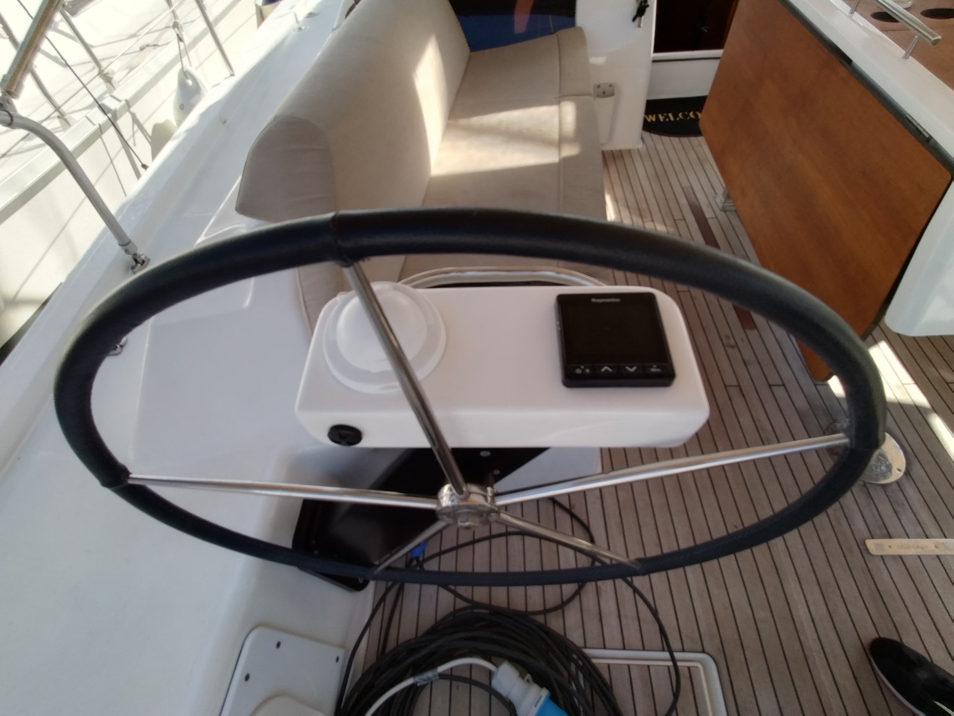 Dufour 430 - photo 13