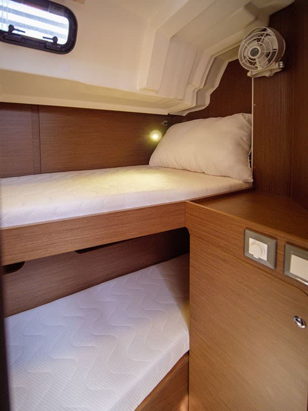 Oceanis 46.1 - photo 8