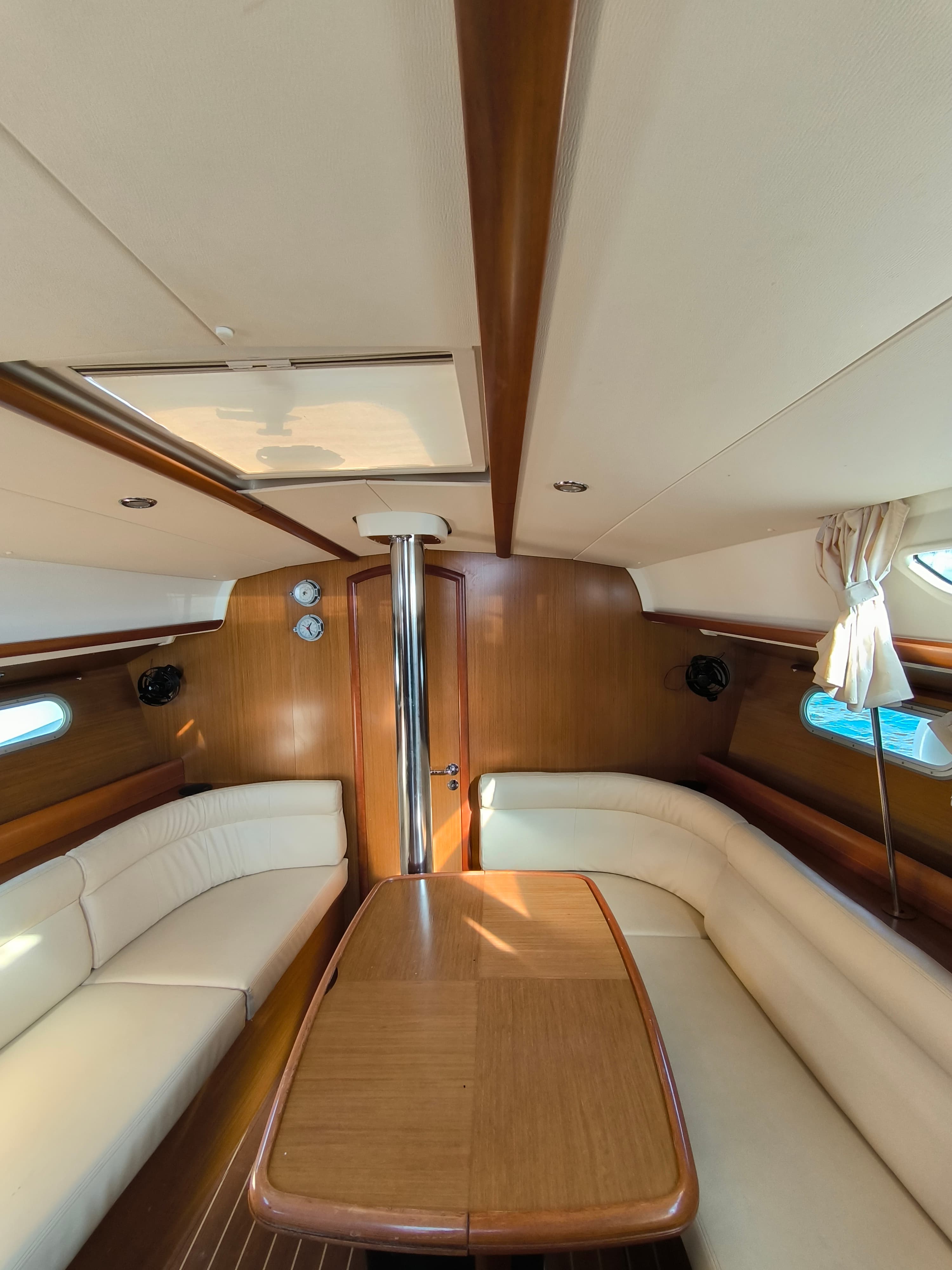 Sun Odyssey 39i - photo 11