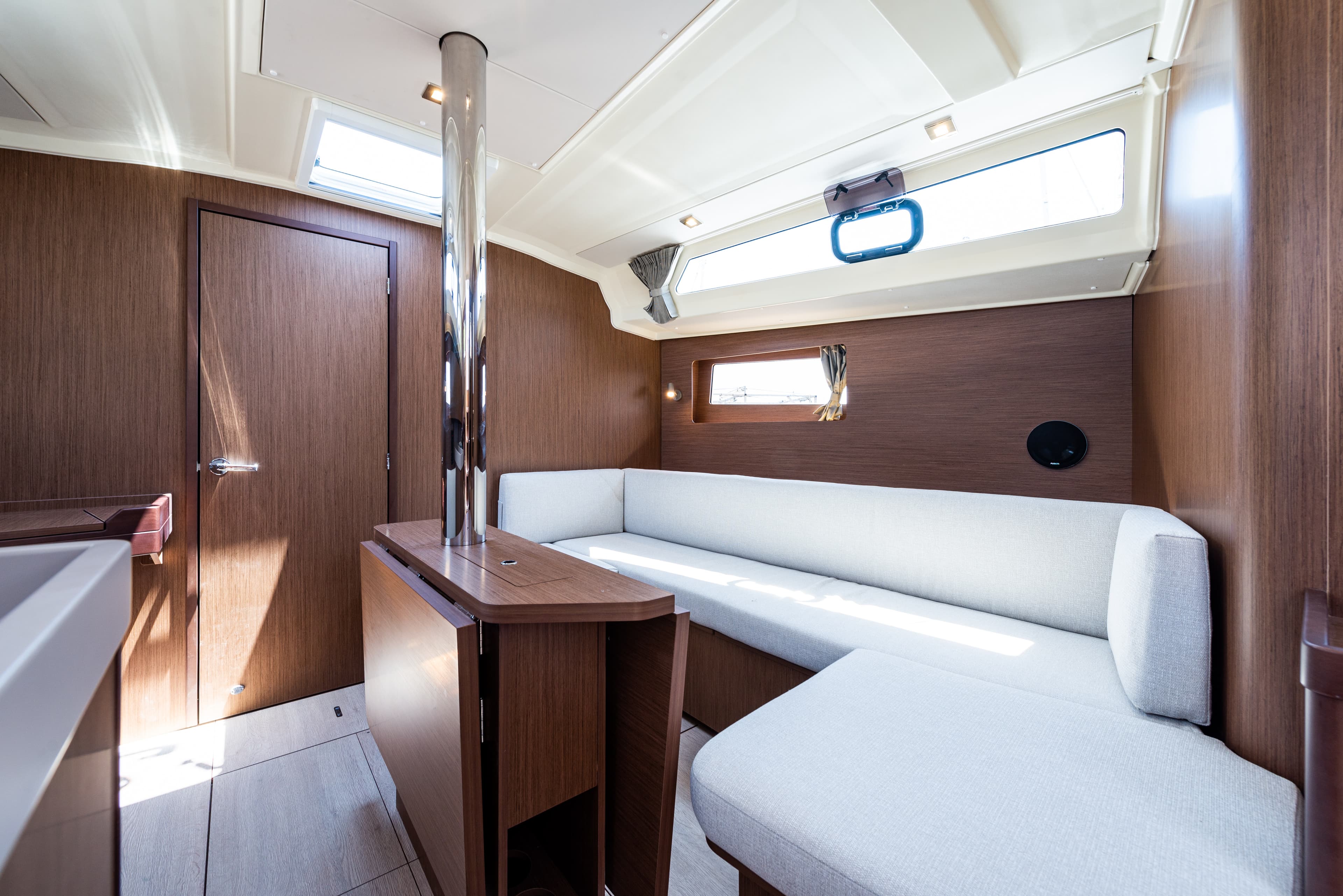 Oceanis 41.1 - photo 25