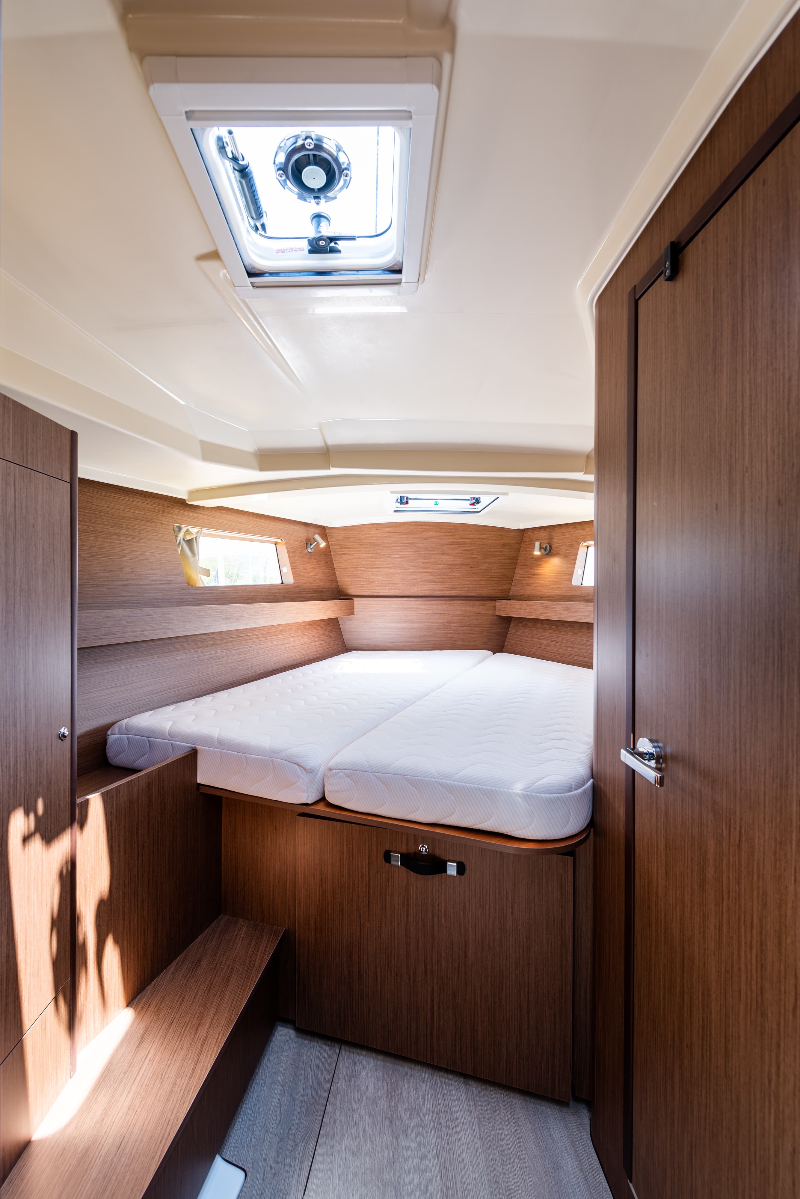 Oceanis 41.1 - photo 24