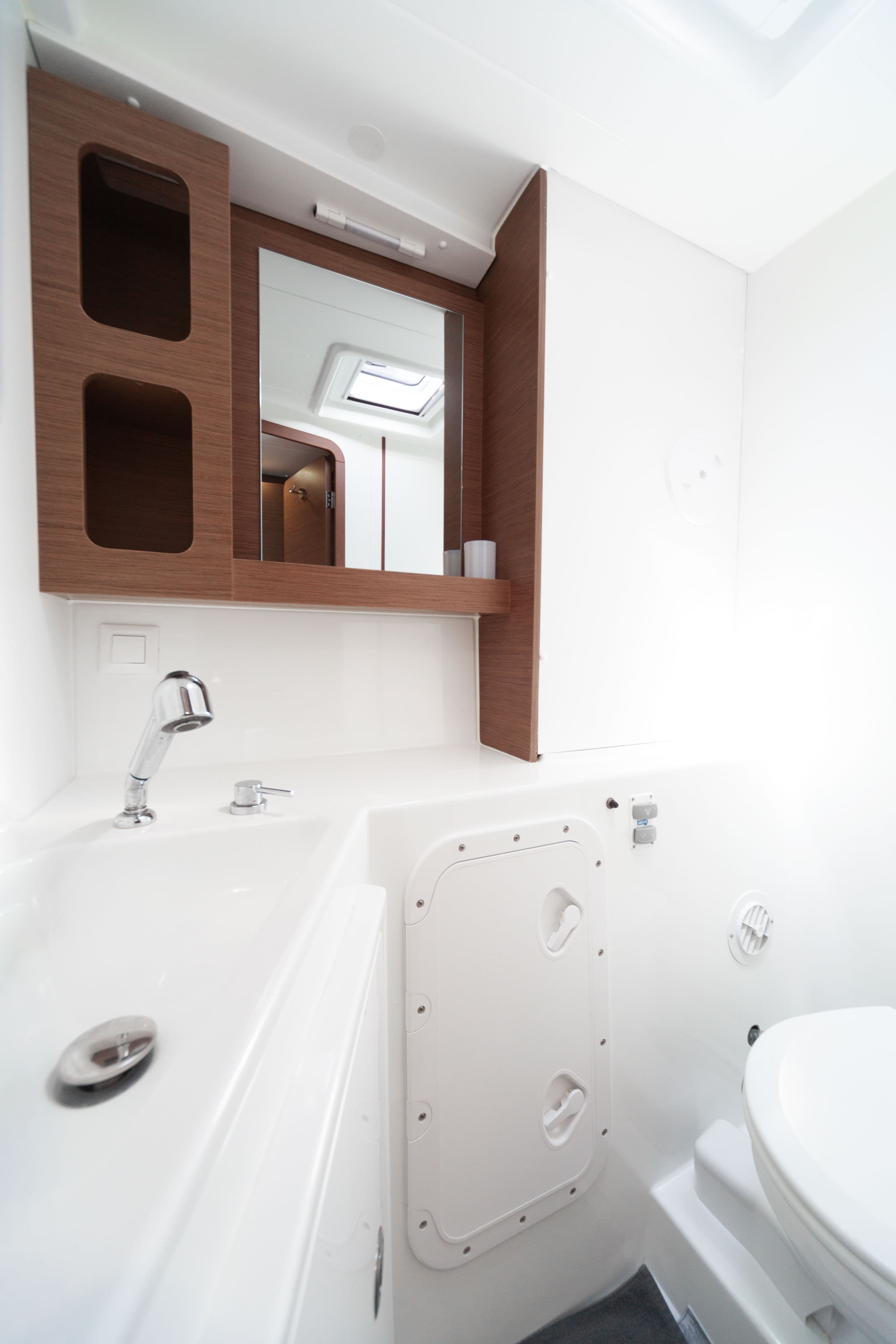 Lagoon 42 - photo 18