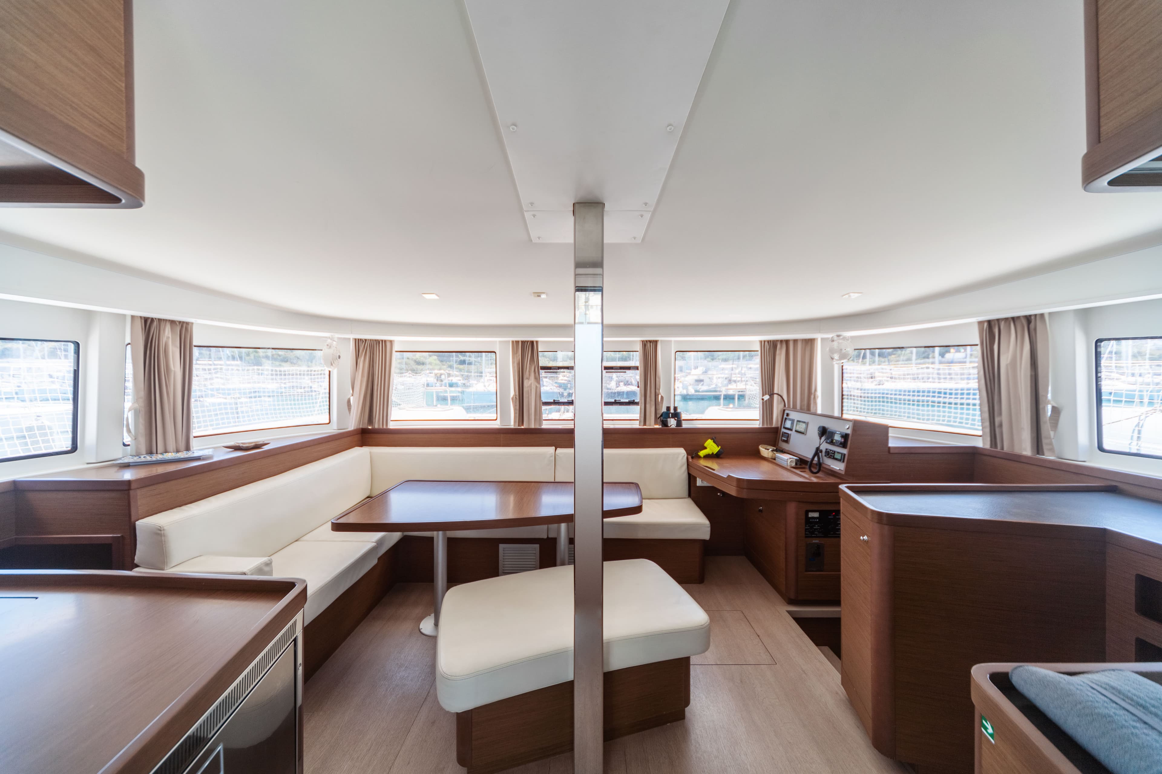 Lagoon 42 - photo 14