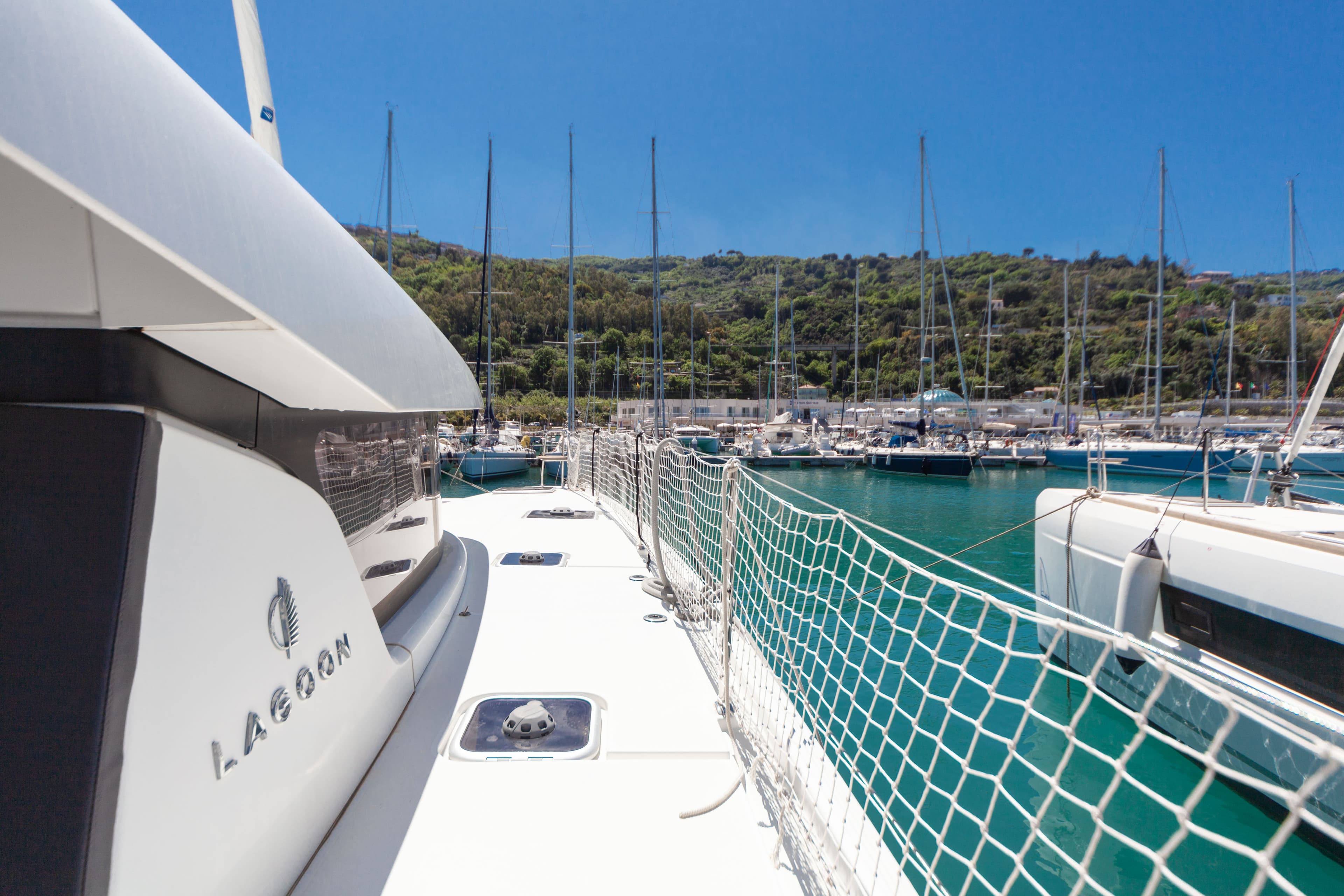 Lagoon 42 - photo 31