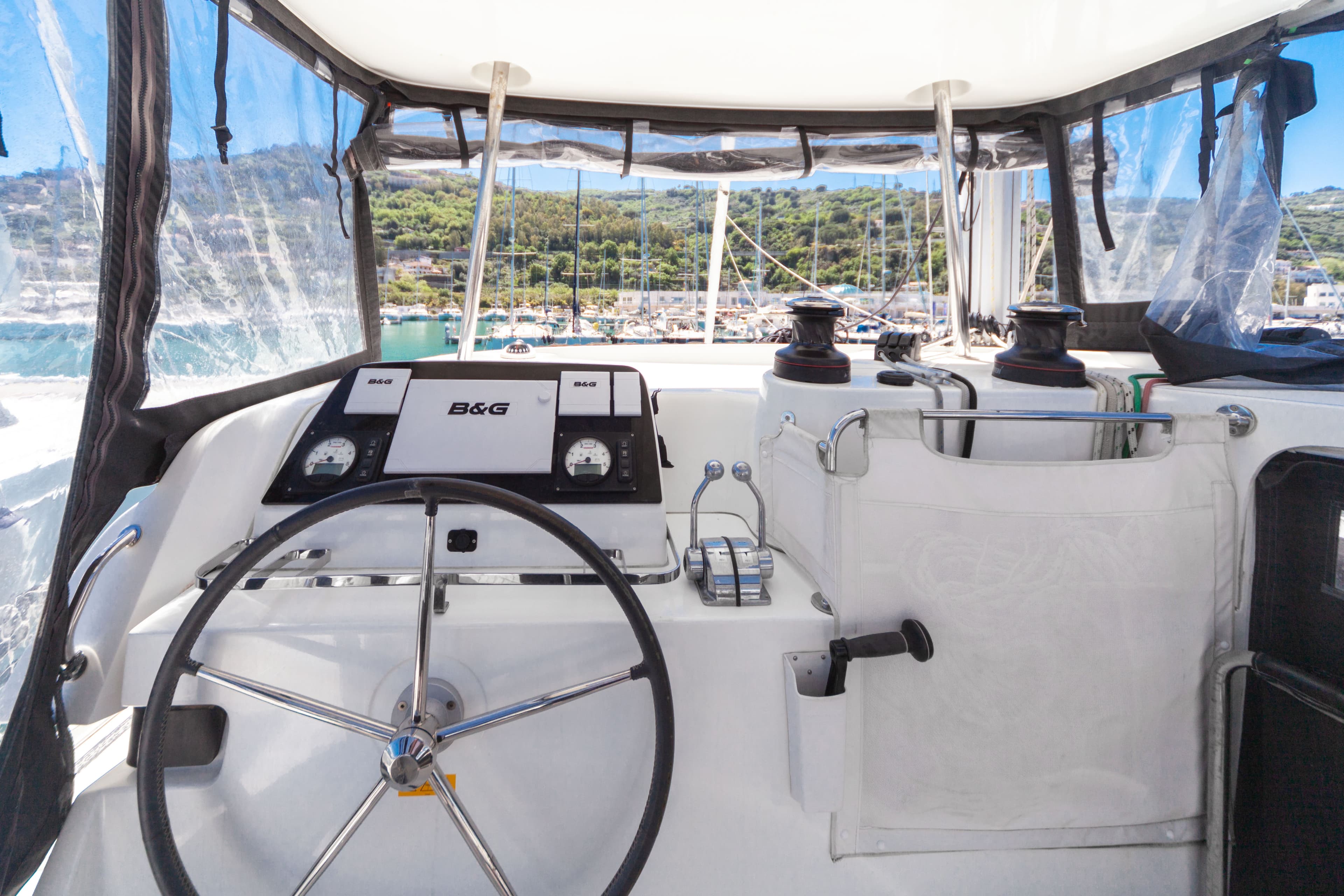 Lagoon 42 - photo 32