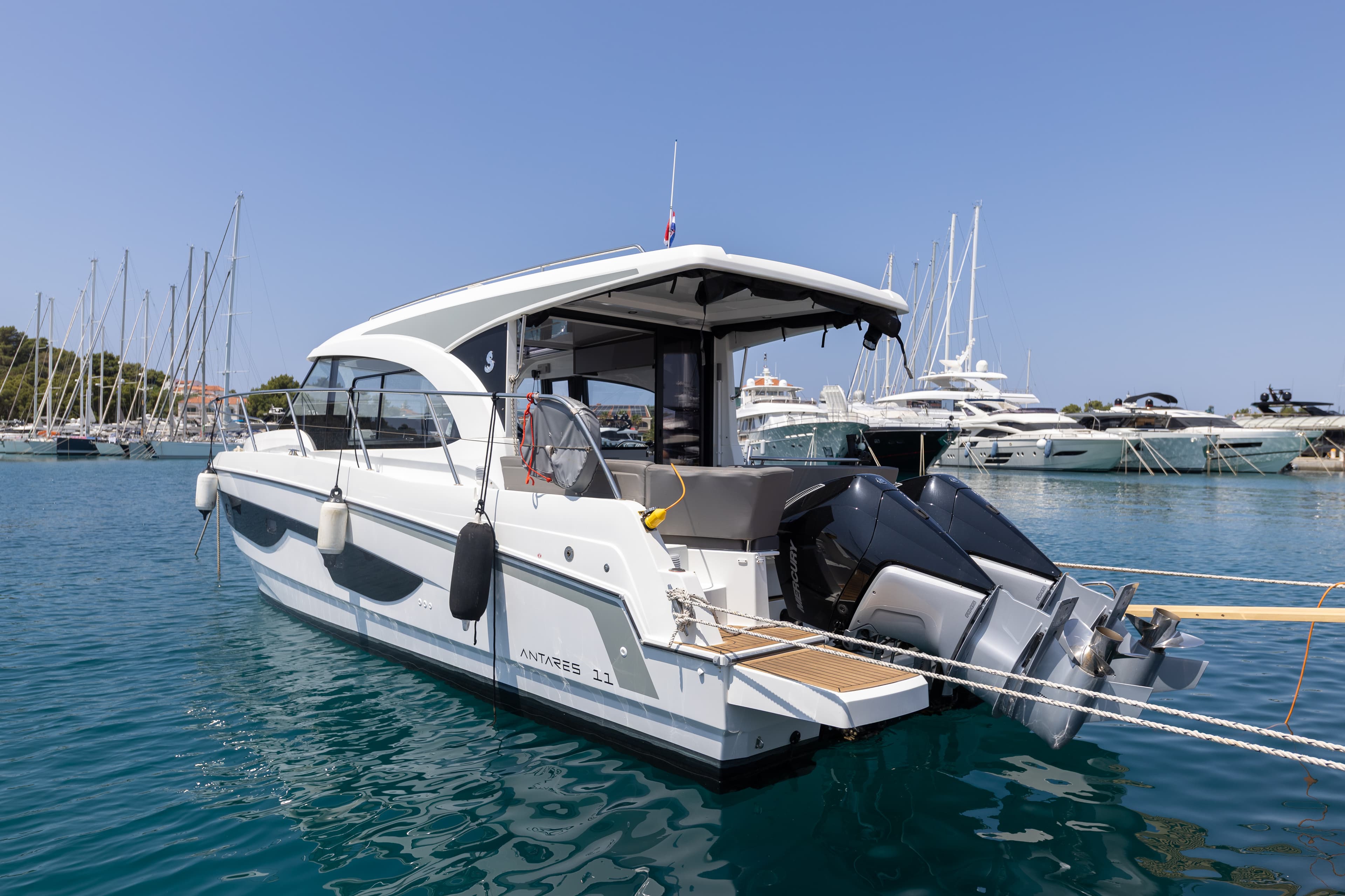 Antares 11 OB - photo 13
