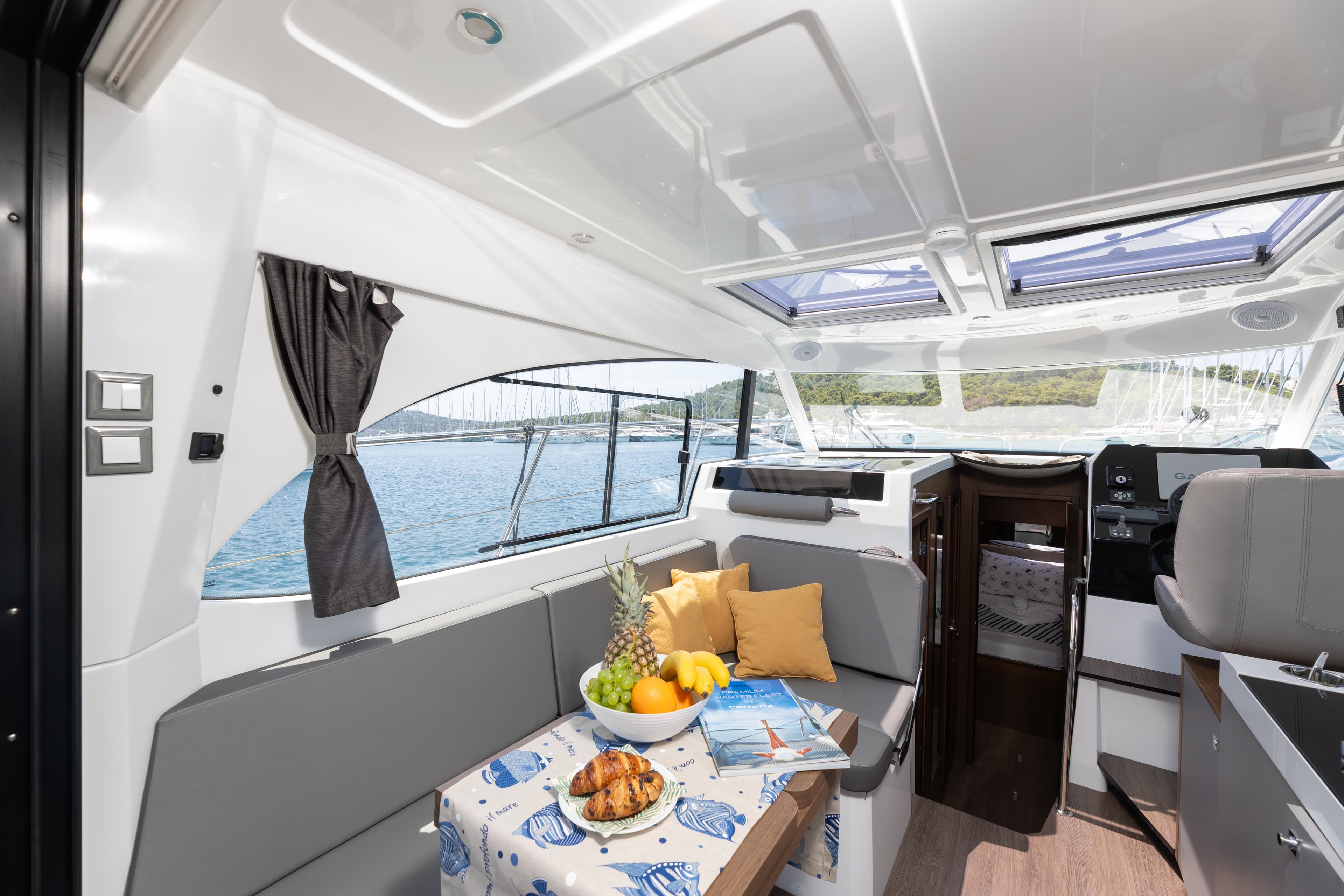 Antares 11 OB - photo 5