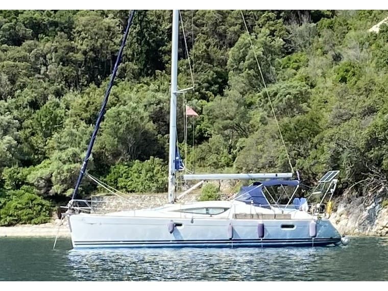Sun Odyssey 39 DS - photo