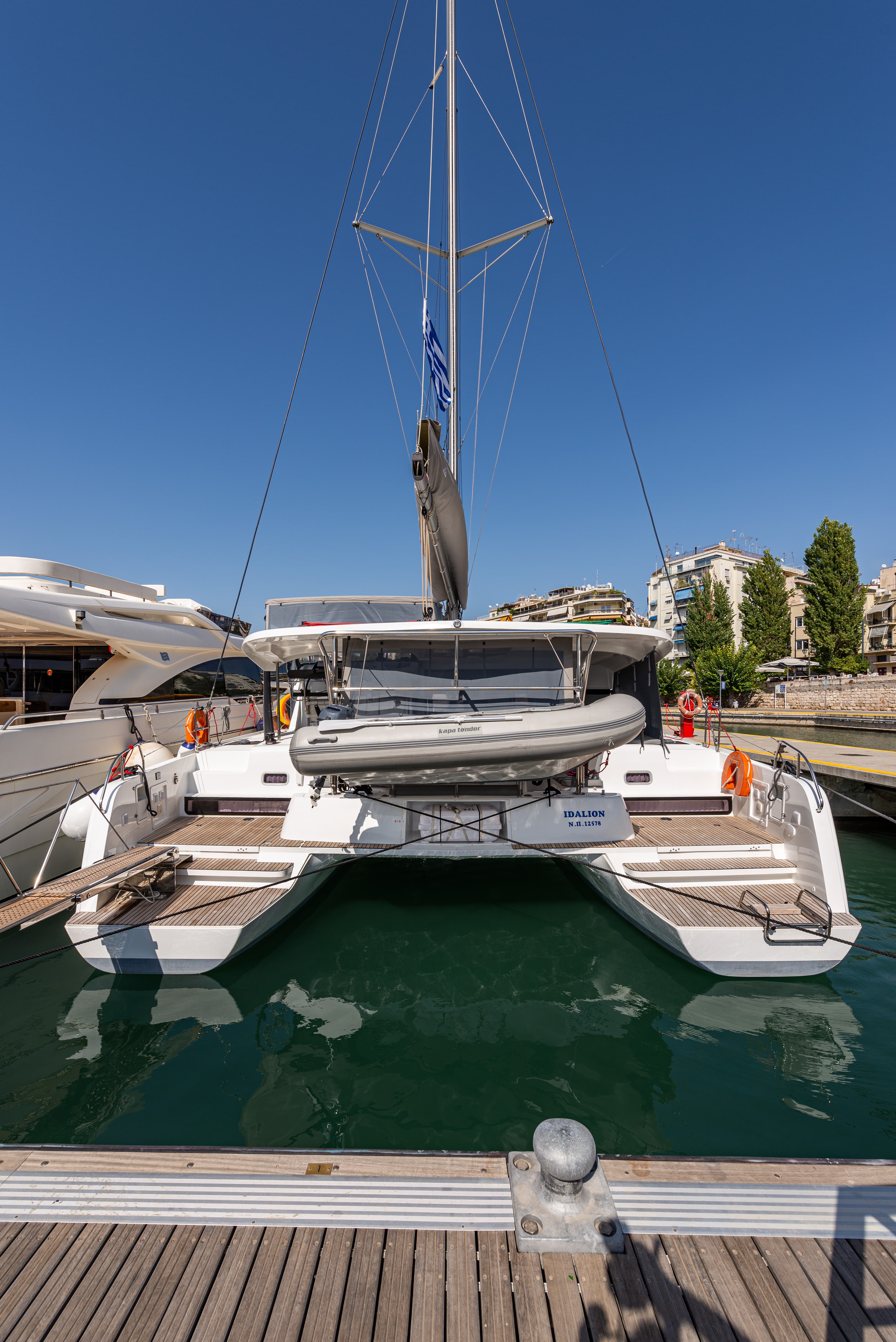 Lagoon 42 - photo 10