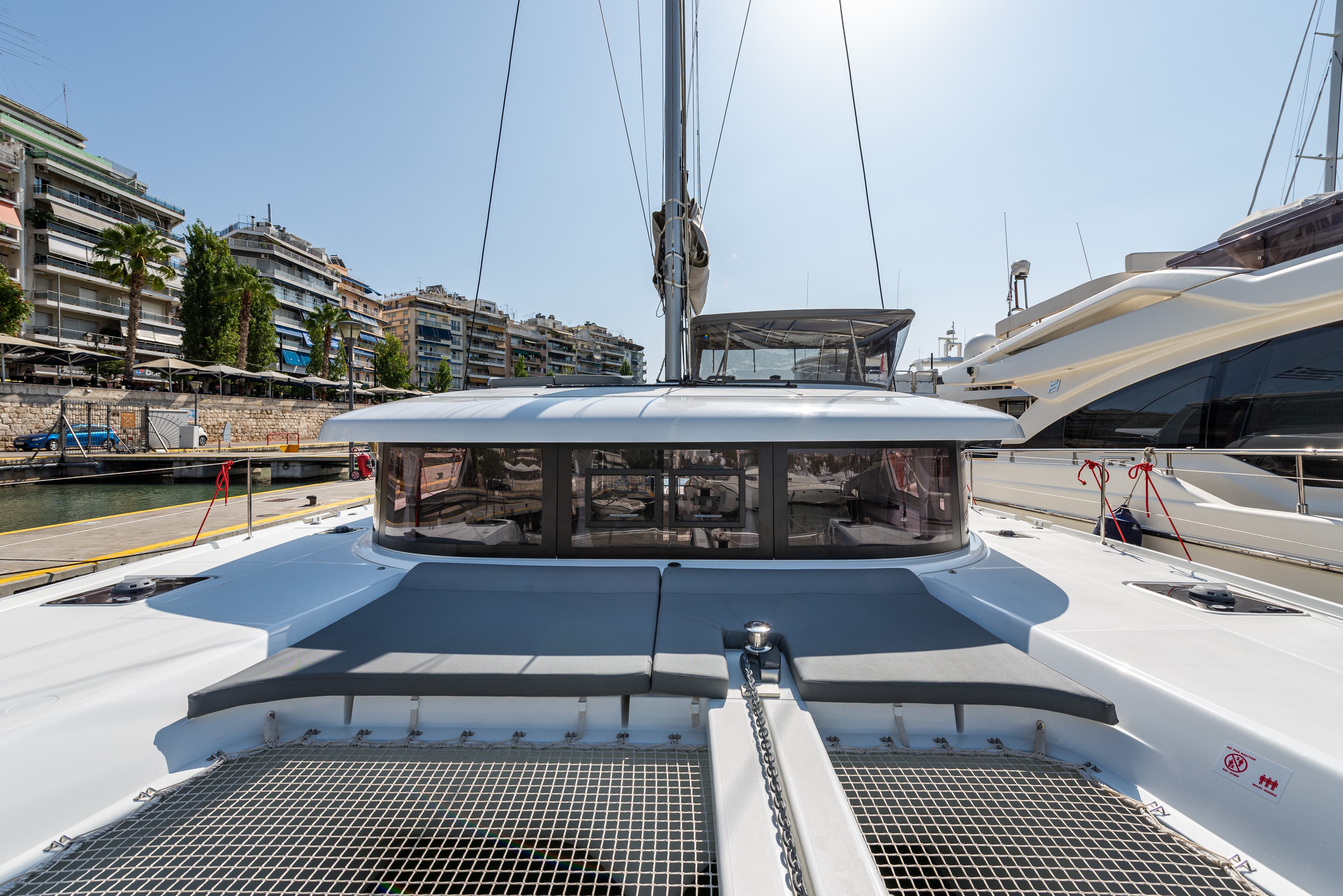 Lagoon 42 - photo 11