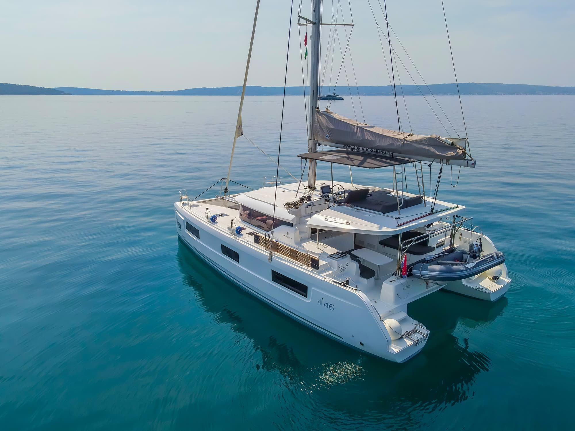 Lagoon 46  - photo 33