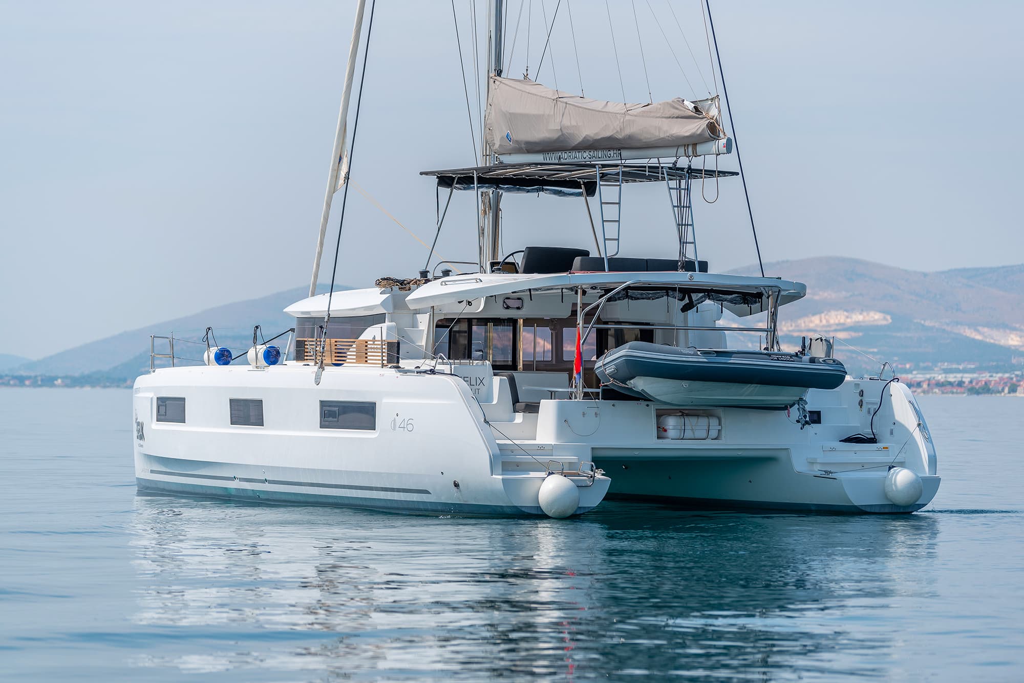 Lagoon 46  - photo 20