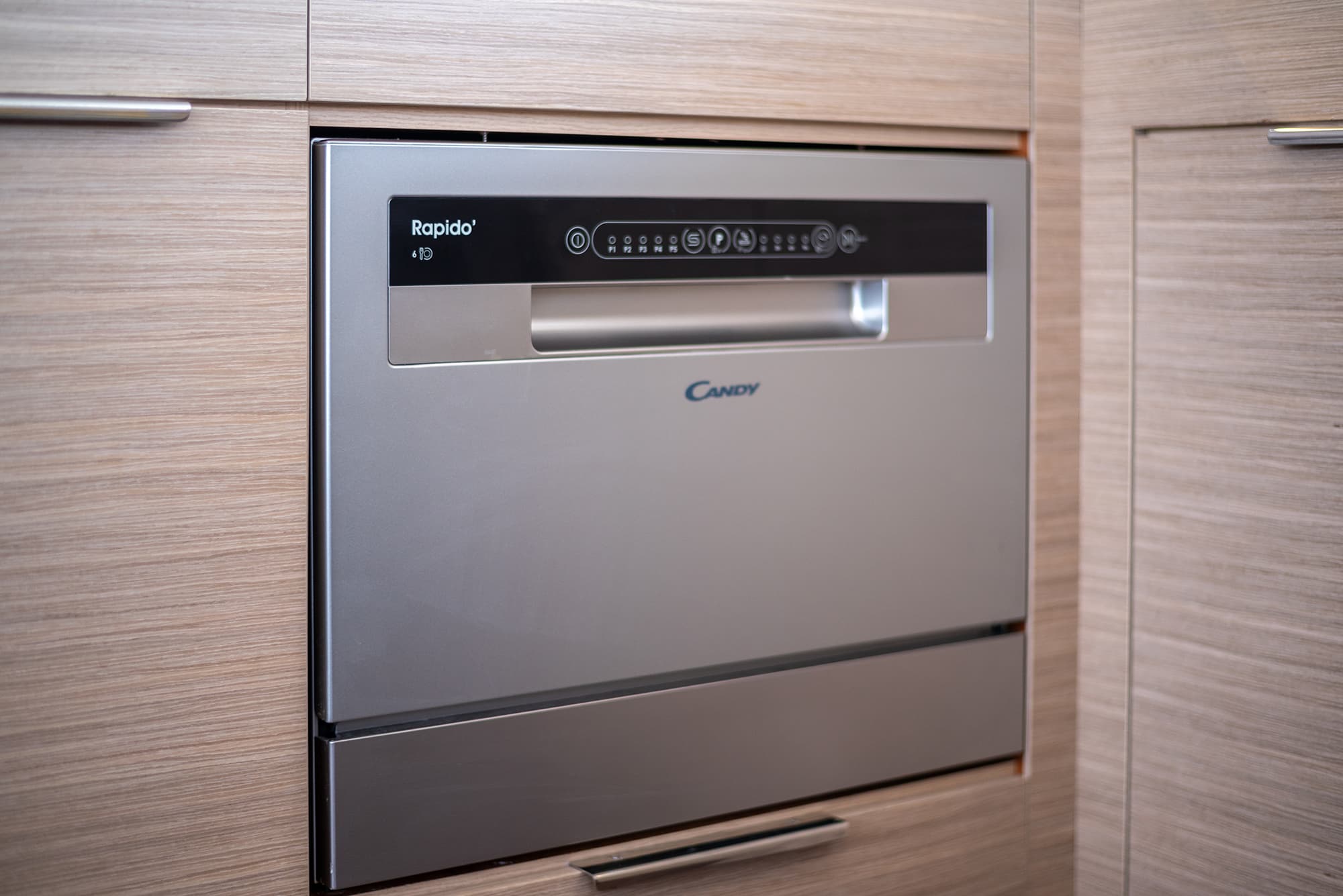 Lagoon 46  - photo 6