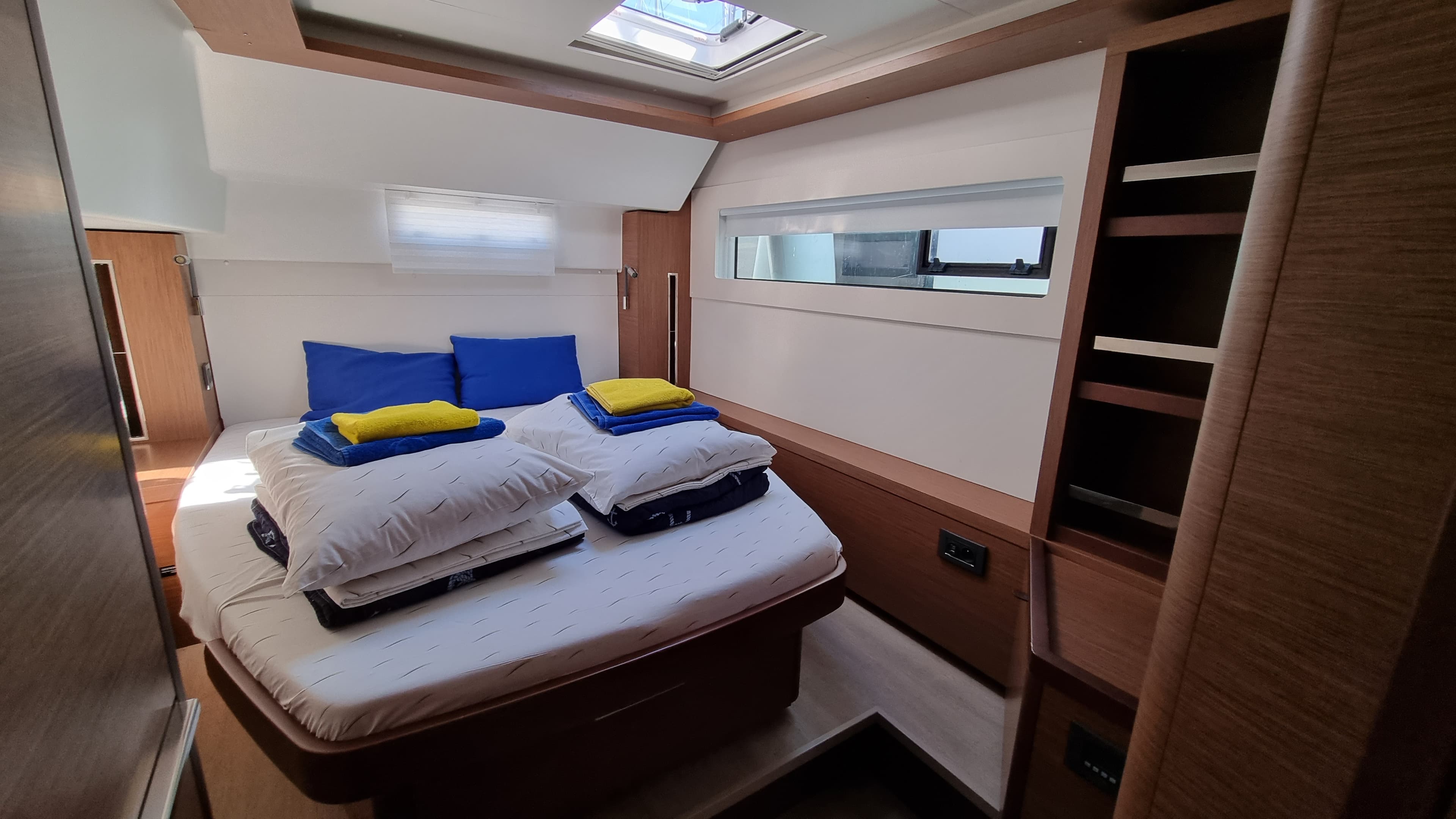 Lagoon 46  - photo 24