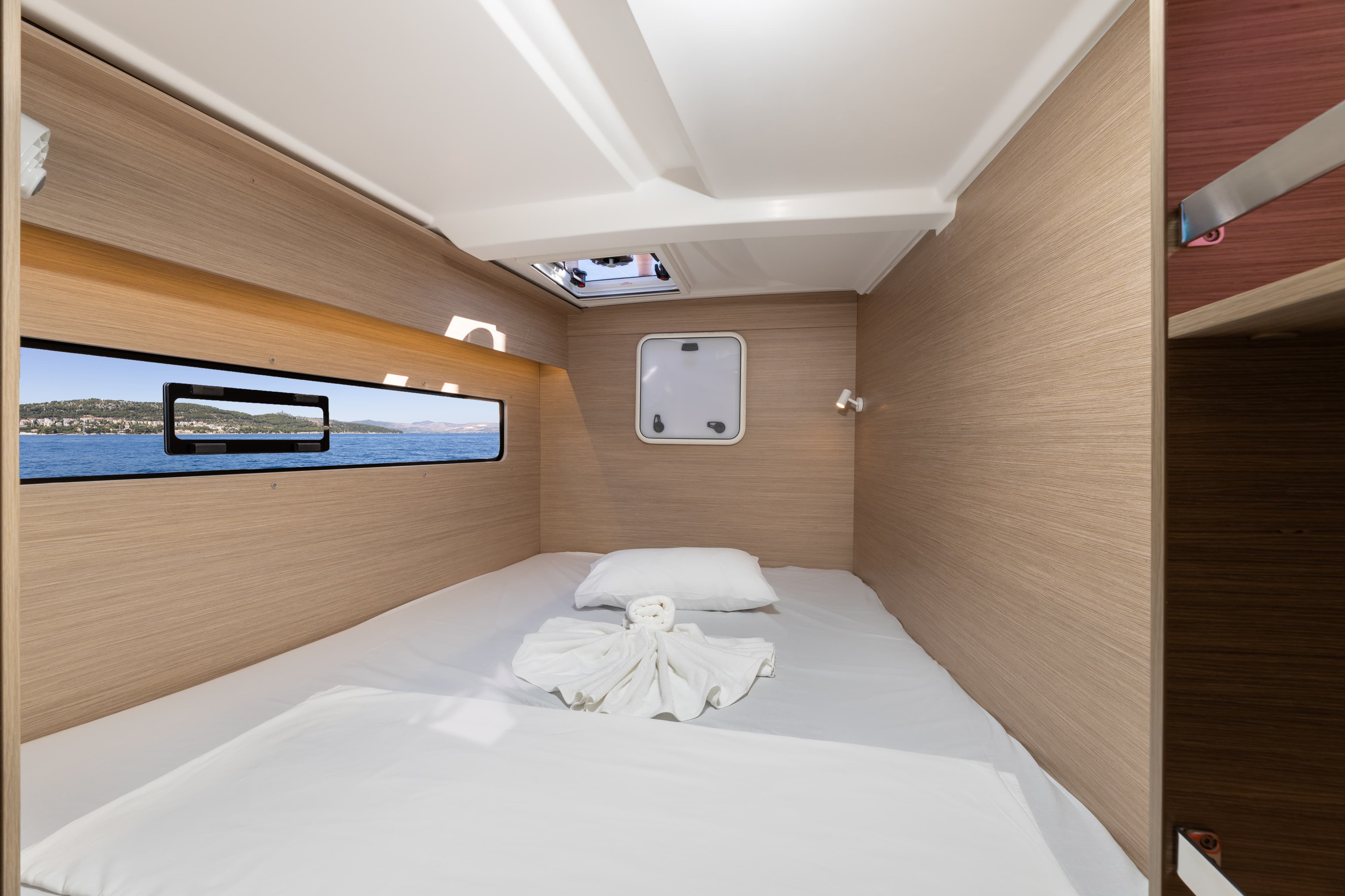 Lagoon 38 - photo 24