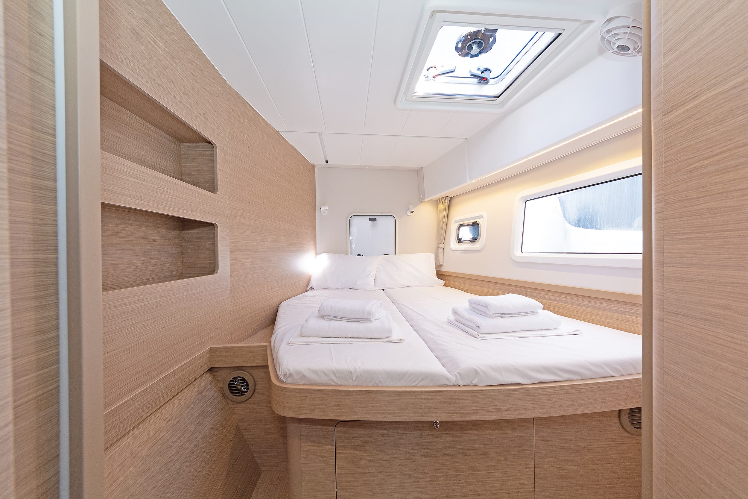 Lagoon 42 - photo 10