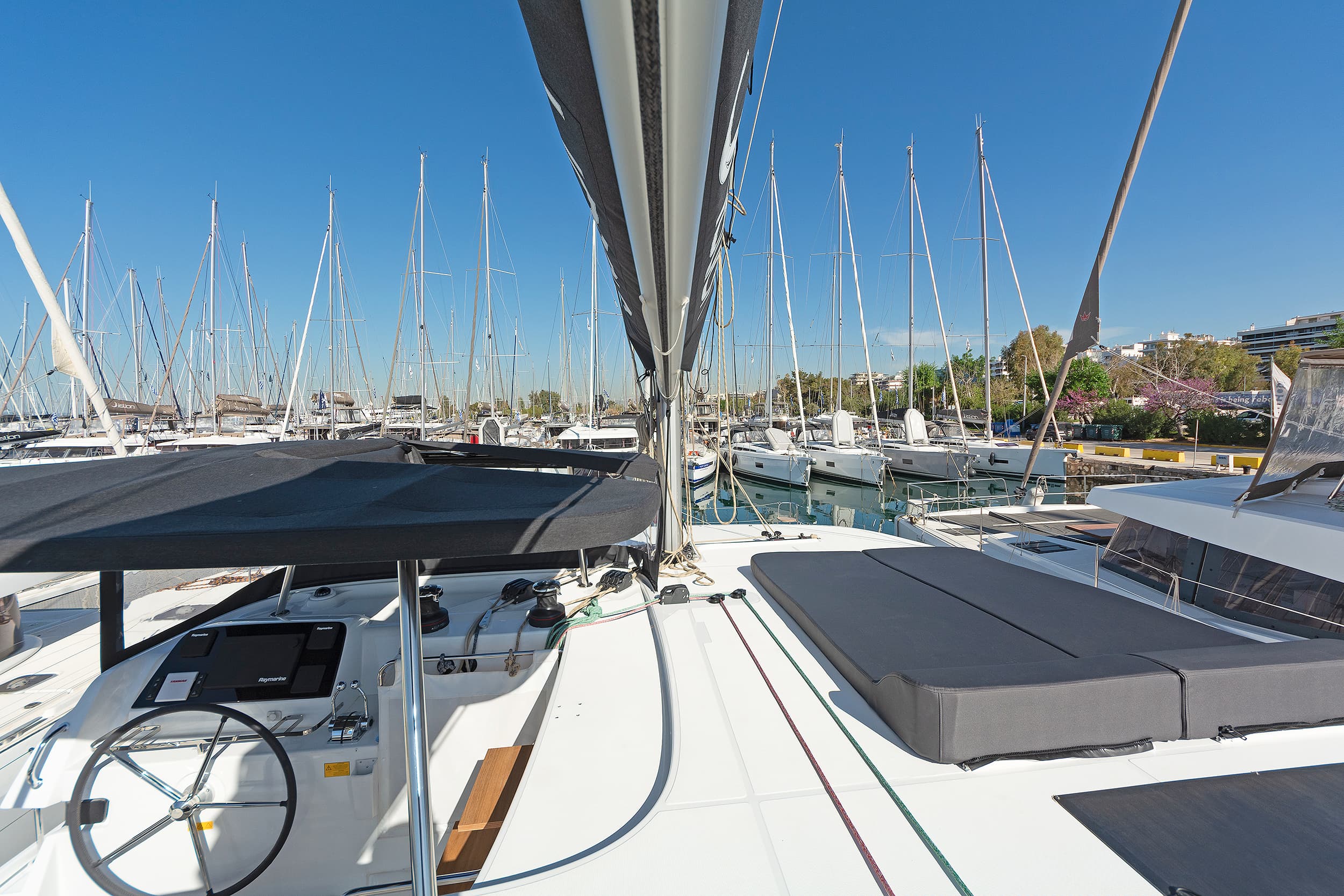 Lagoon 42 - photo 19