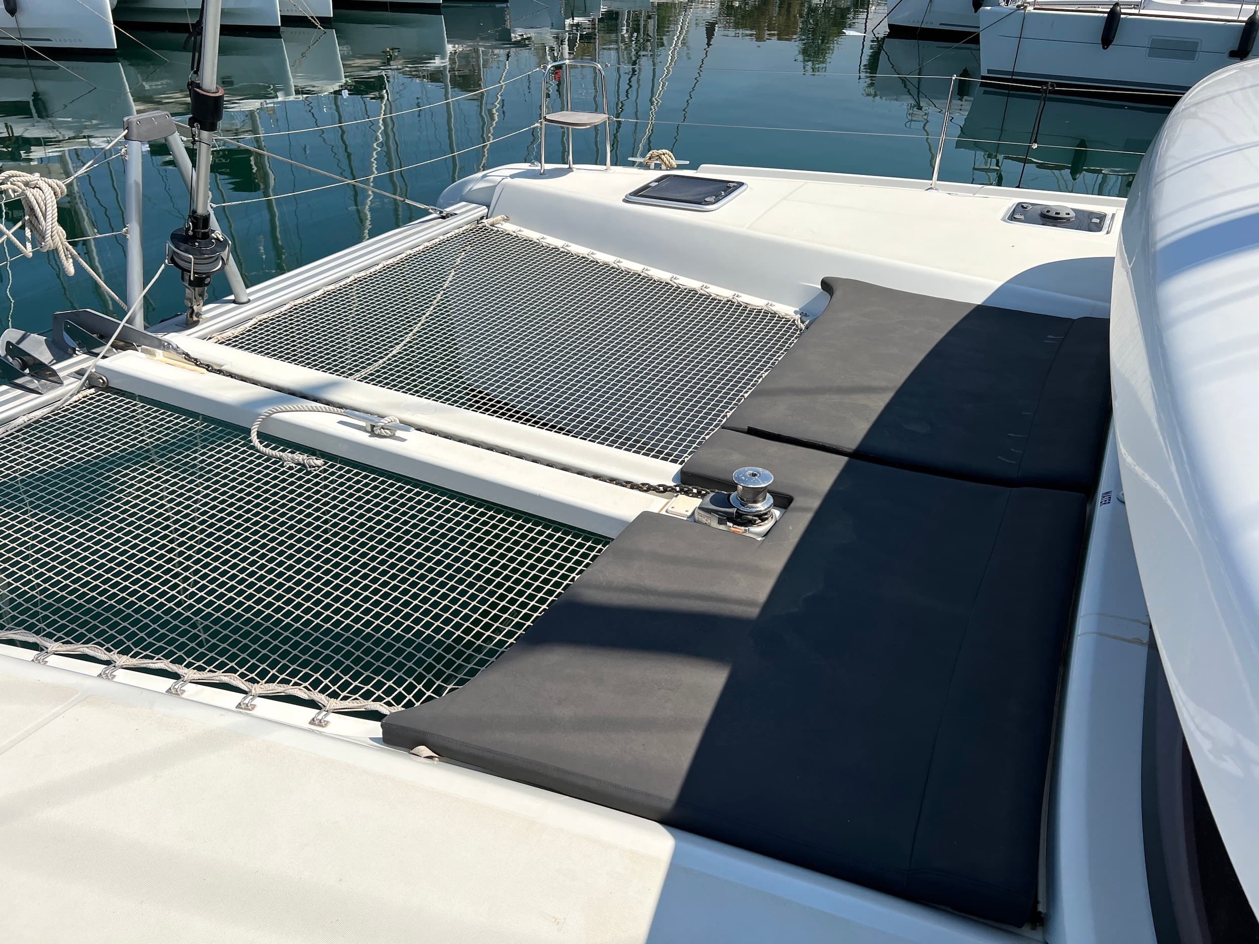 Lagoon 42 - photo 10