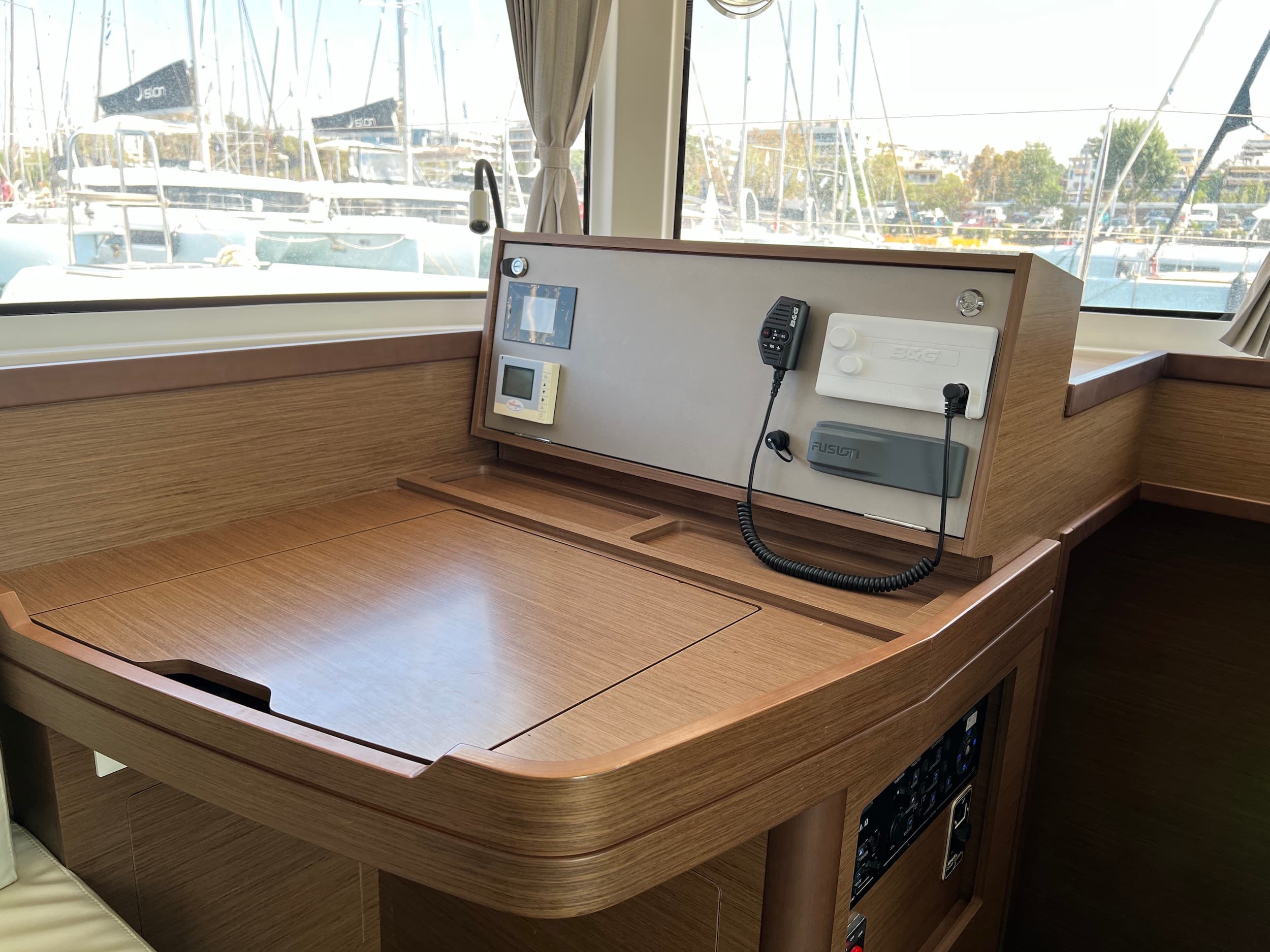 Lagoon 42 - photo 20