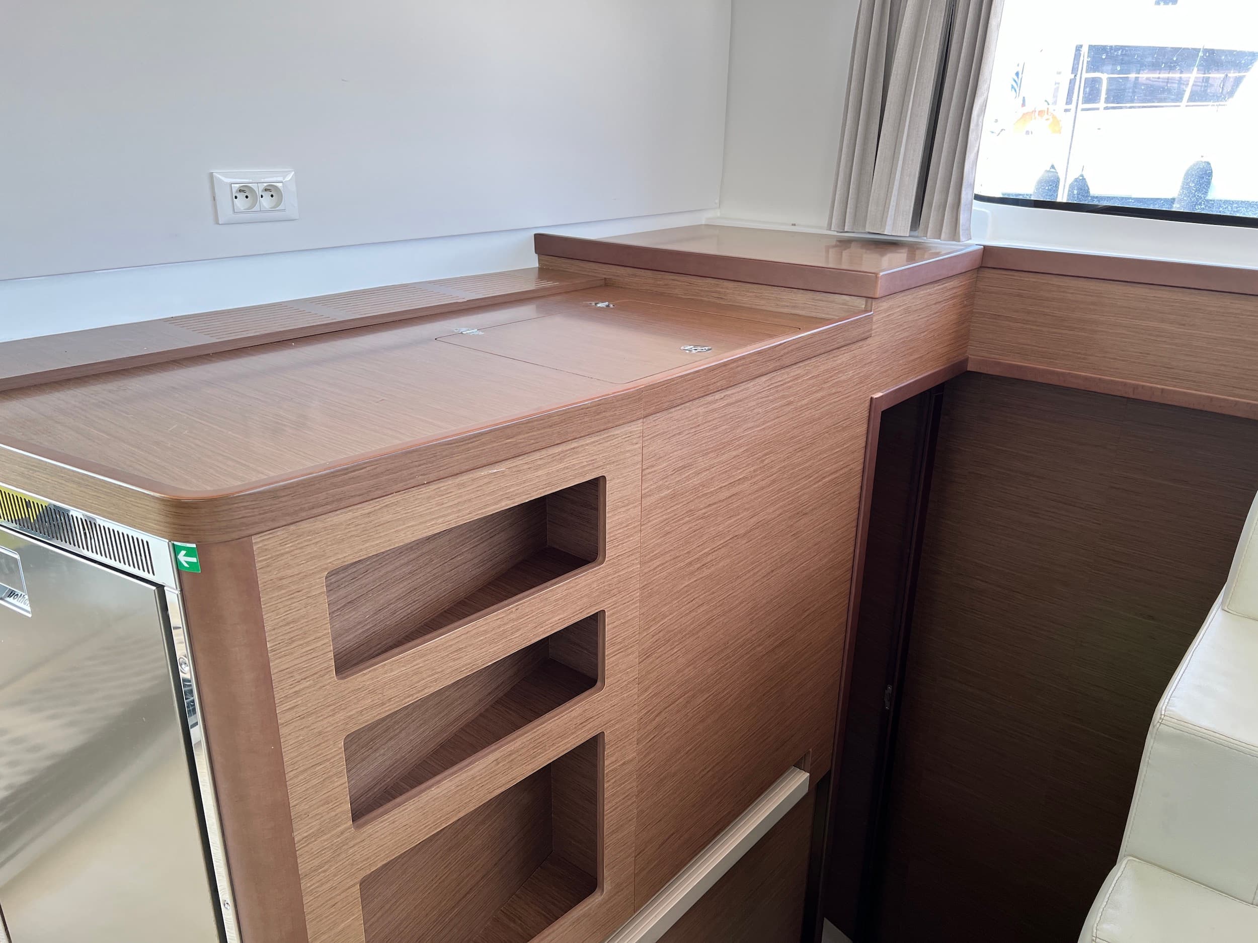 Lagoon 42 - photo 14