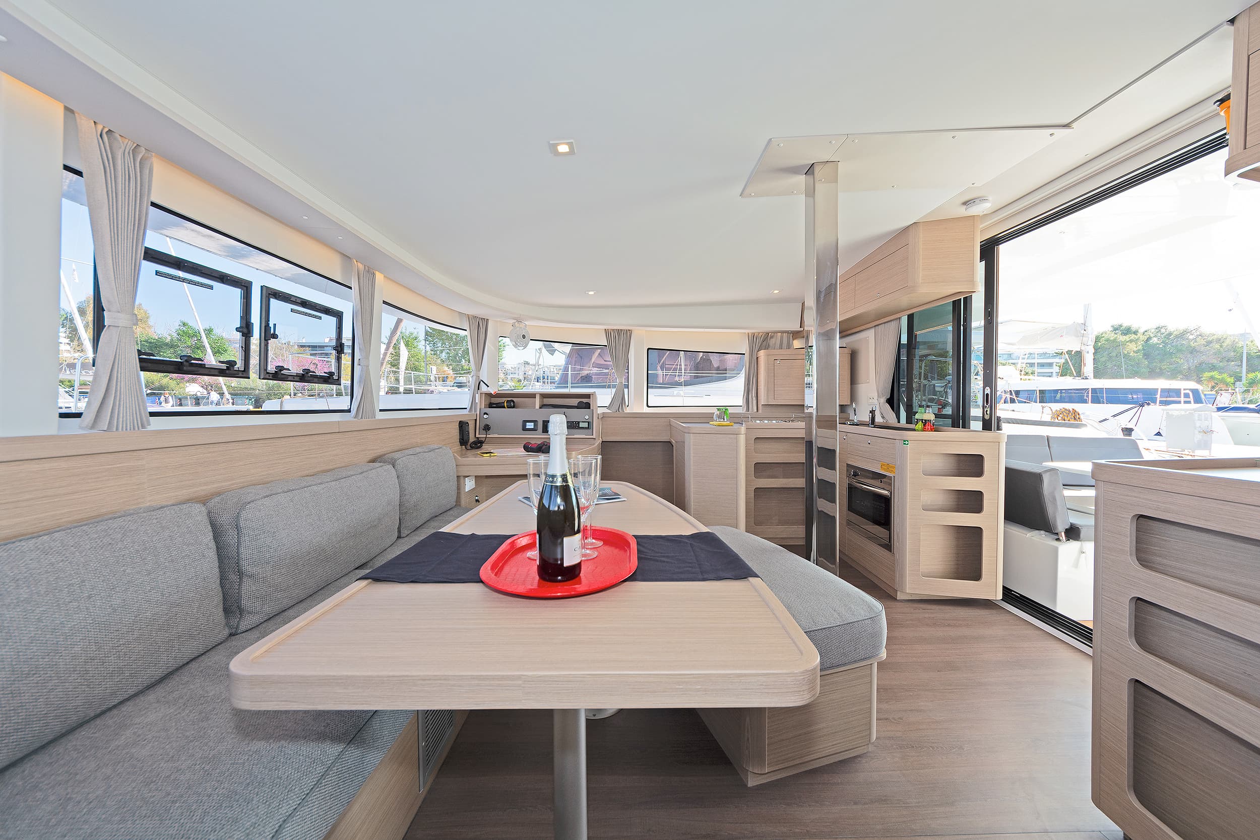 Lagoon 42 - photo 19