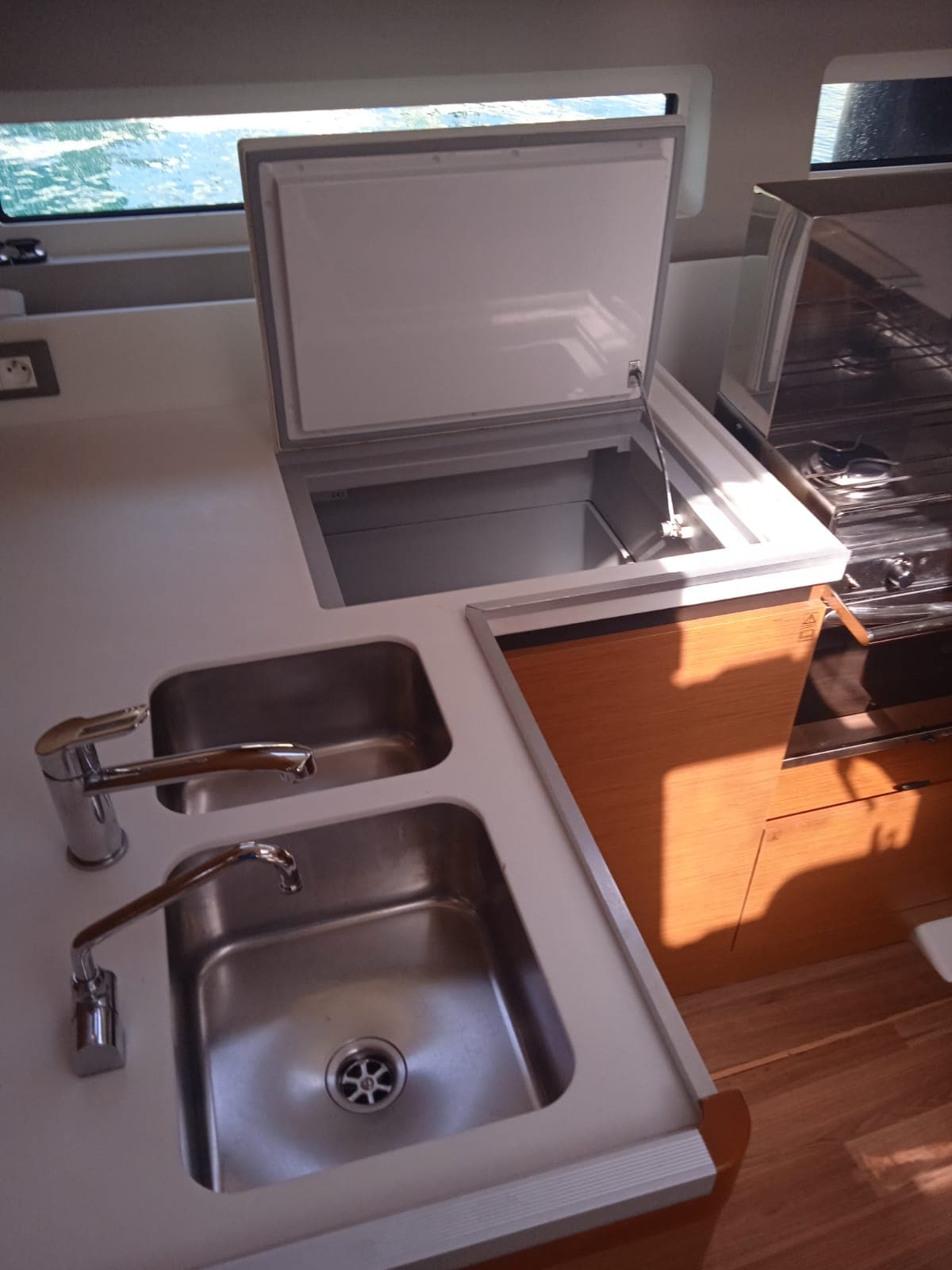 Sun Odyssey 490 - photo 5