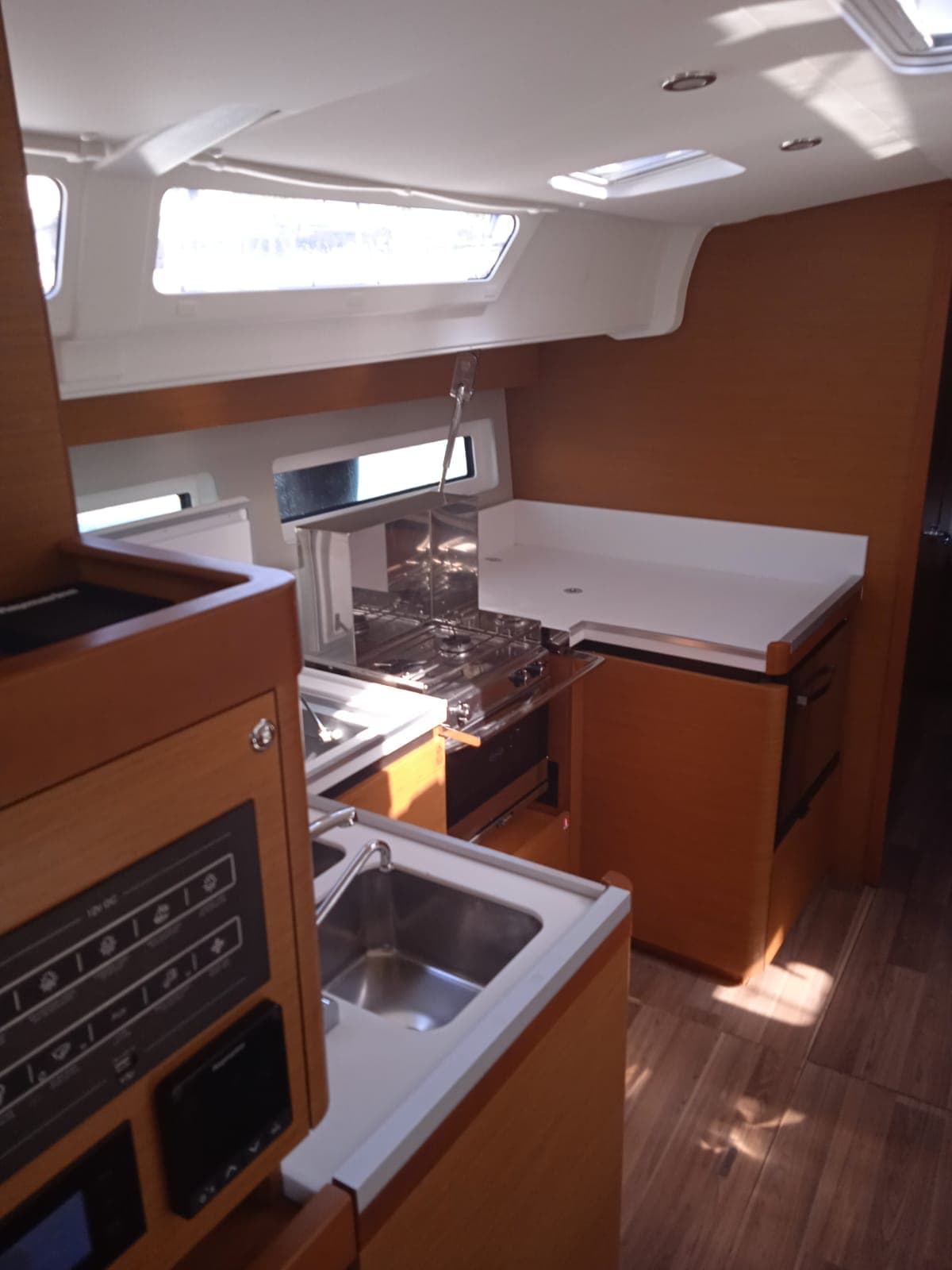 Sun Odyssey 490 - photo 18