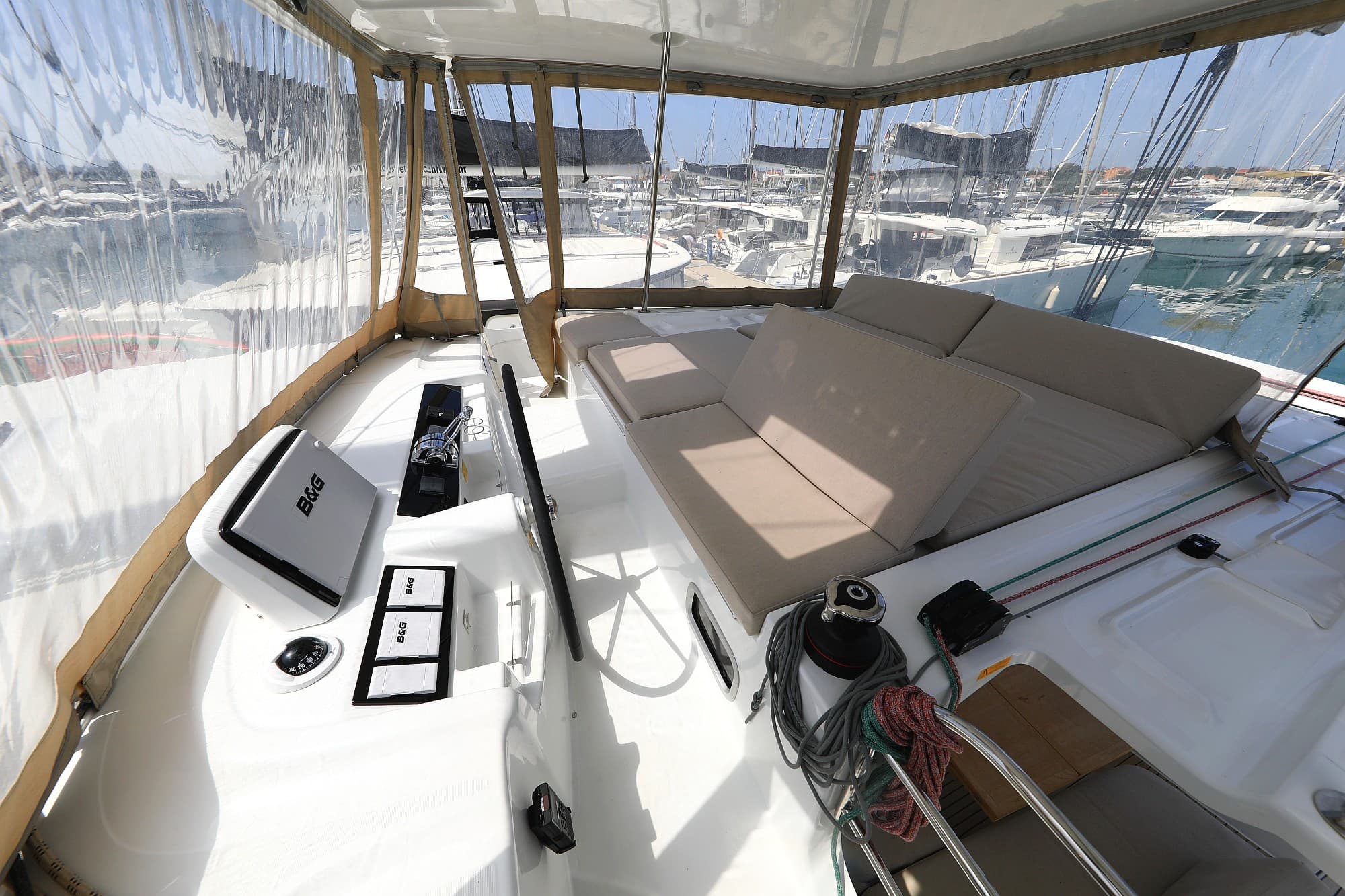 Lagoon 46  - photo 87