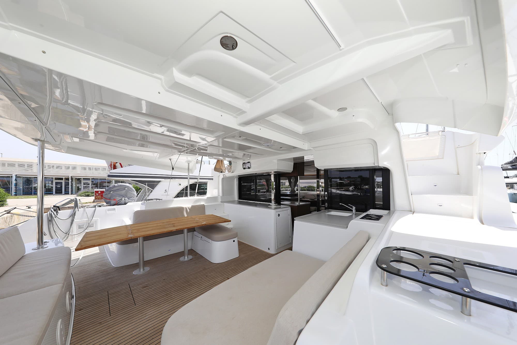 Lagoon 46  - photo 89