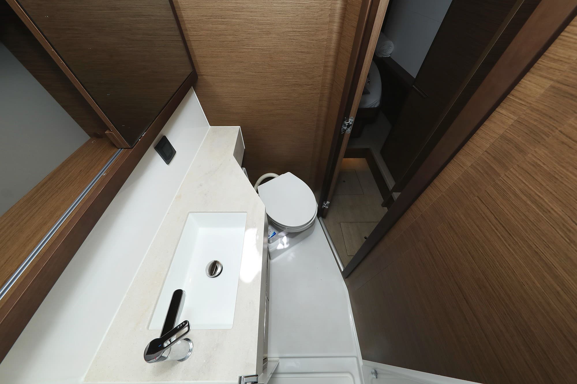 Lagoon 46  - photo 43