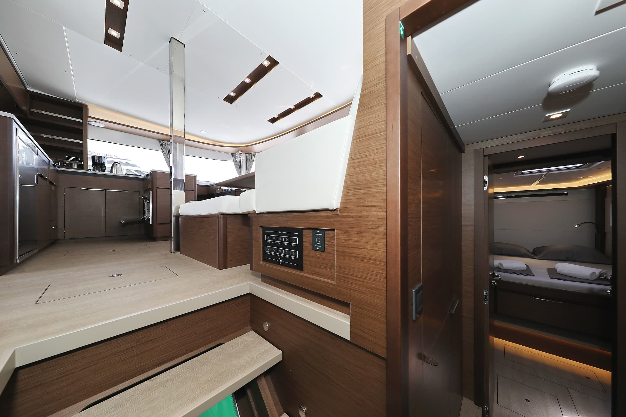 Lagoon 46  - photo 61