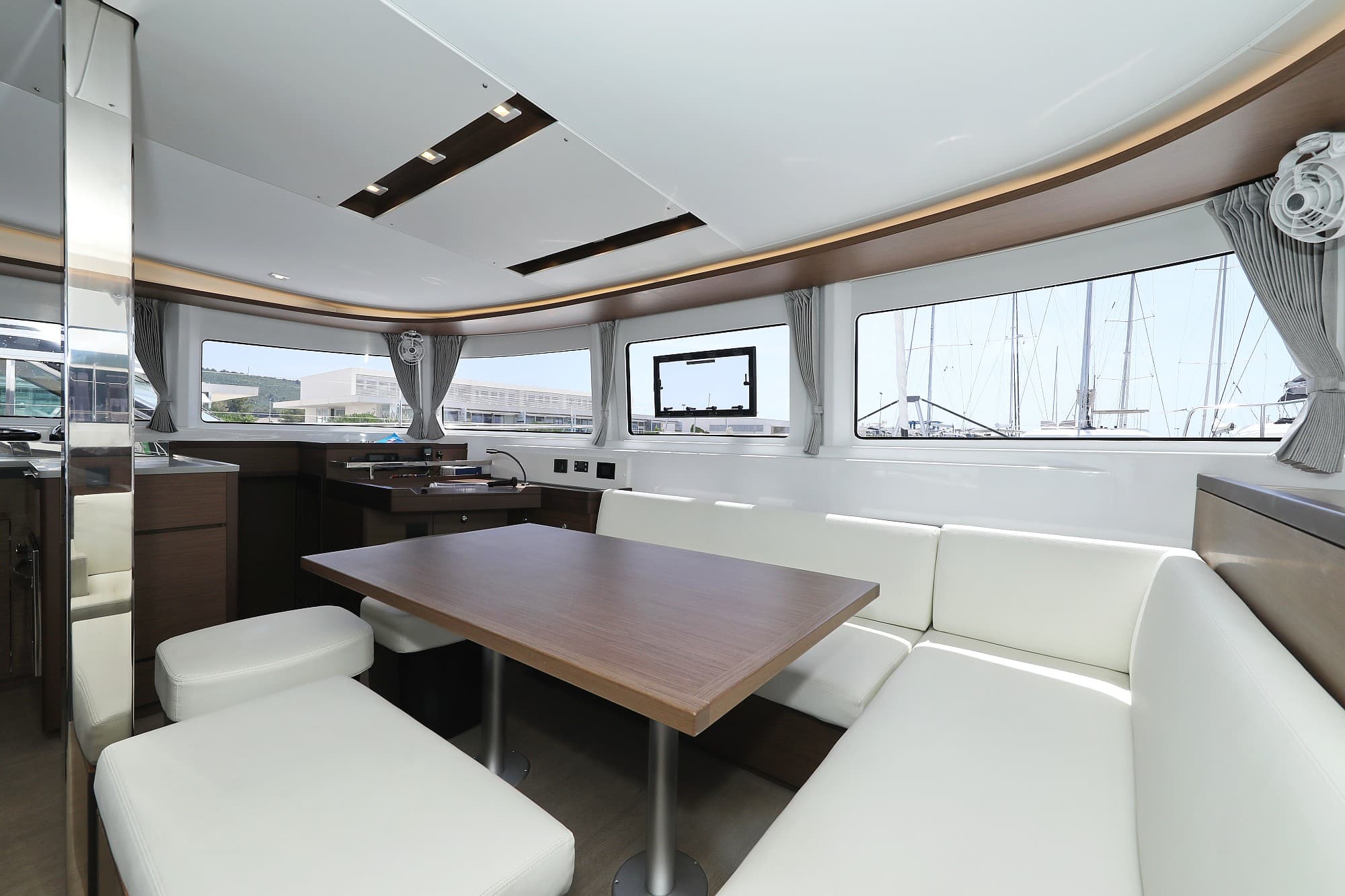 Lagoon 46  - photo 81