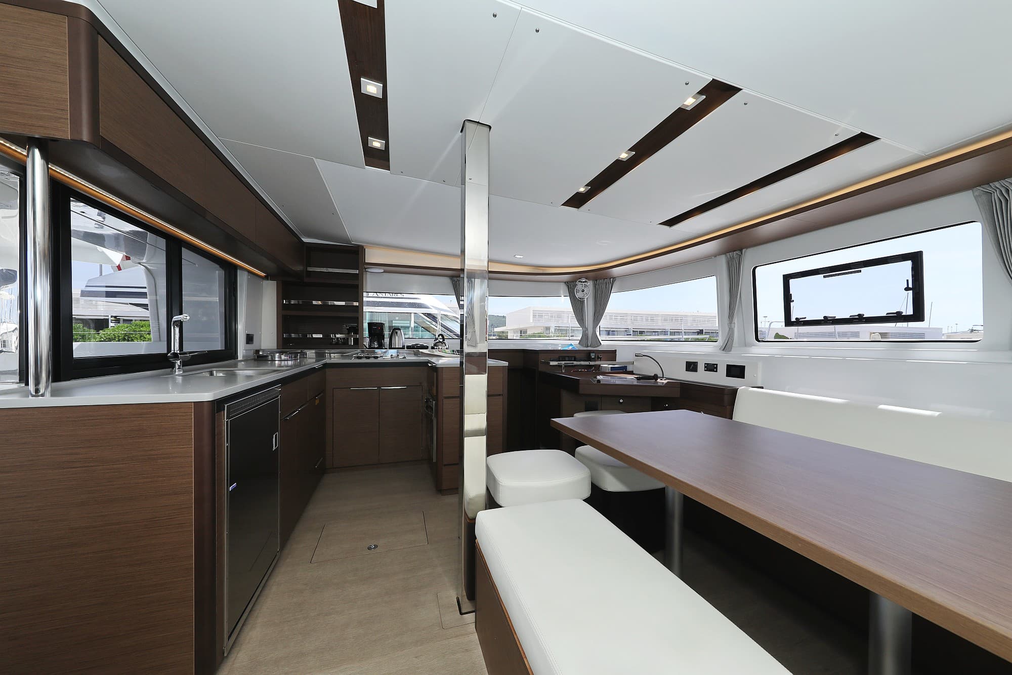 Lagoon 46  - photo 65