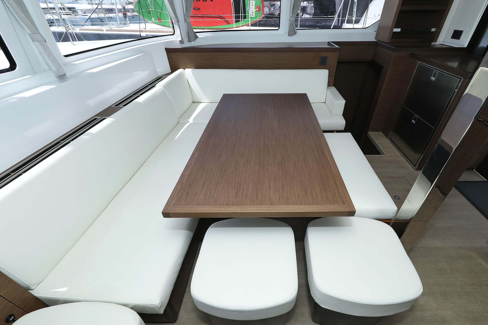 Lagoon 46  - photo 17