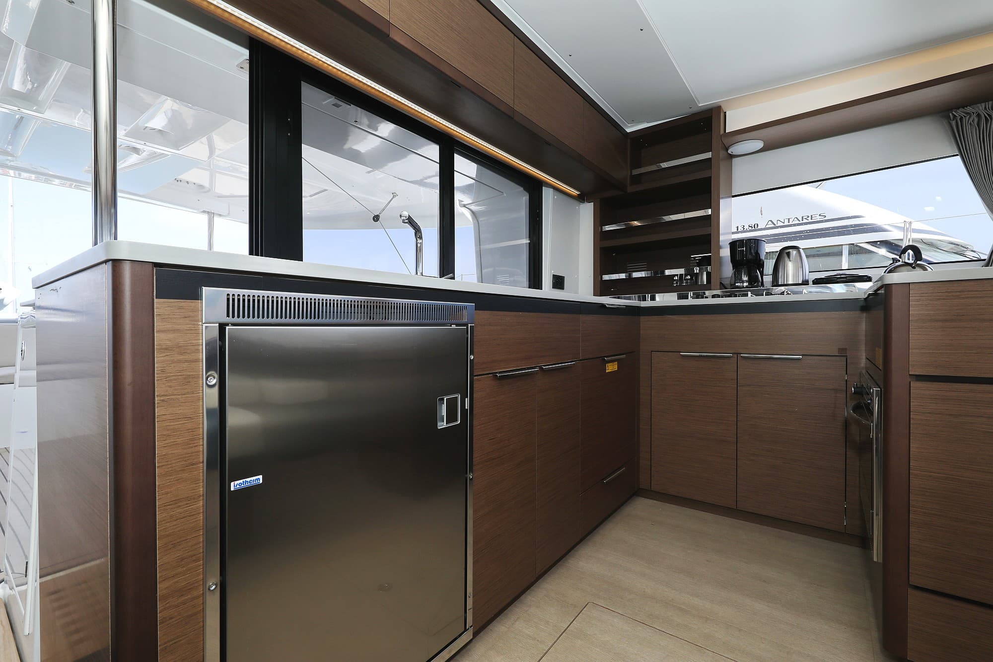 Lagoon 46  - photo 64